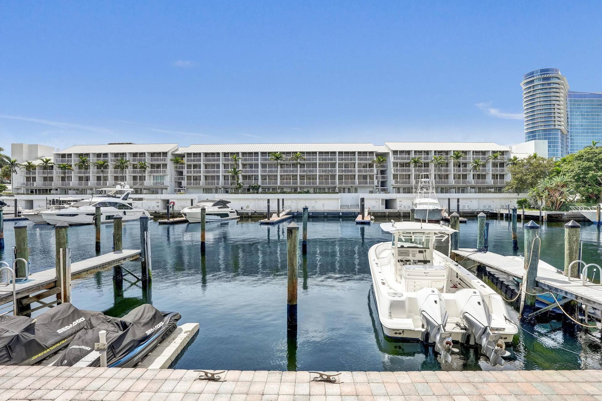 15 Port Side Drive, #15, Fort Lauderdale, FL 33316 DSC02734
