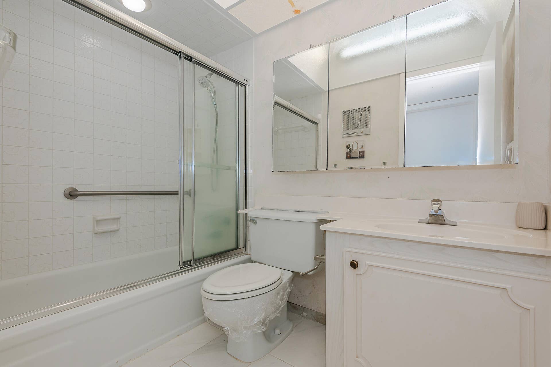 Guest bath