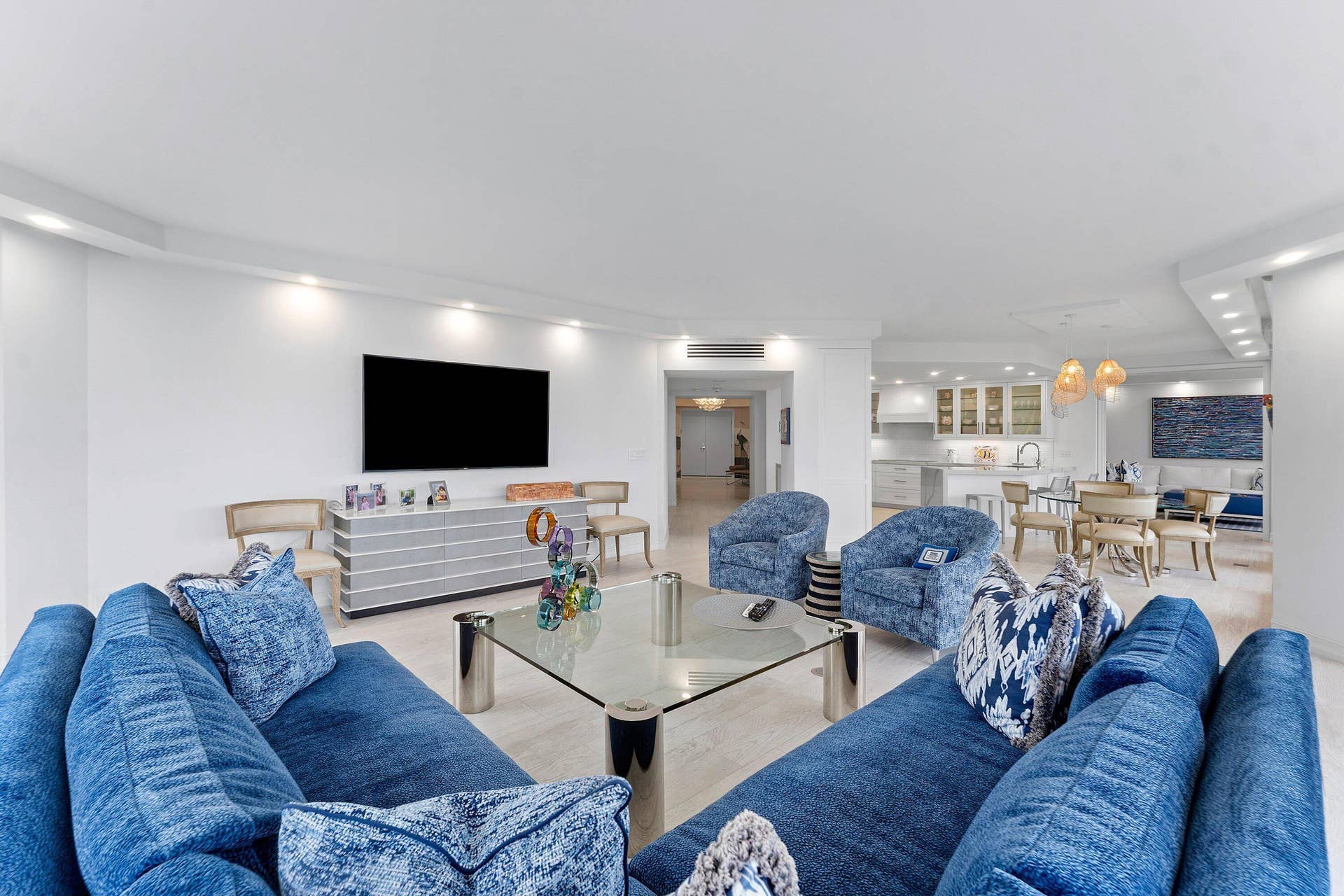 2000 S OCEAN Boulevard, #204S, Palm Beach, FL 33480 016-2000SouthOceanBoulevard-204S-PalmBea