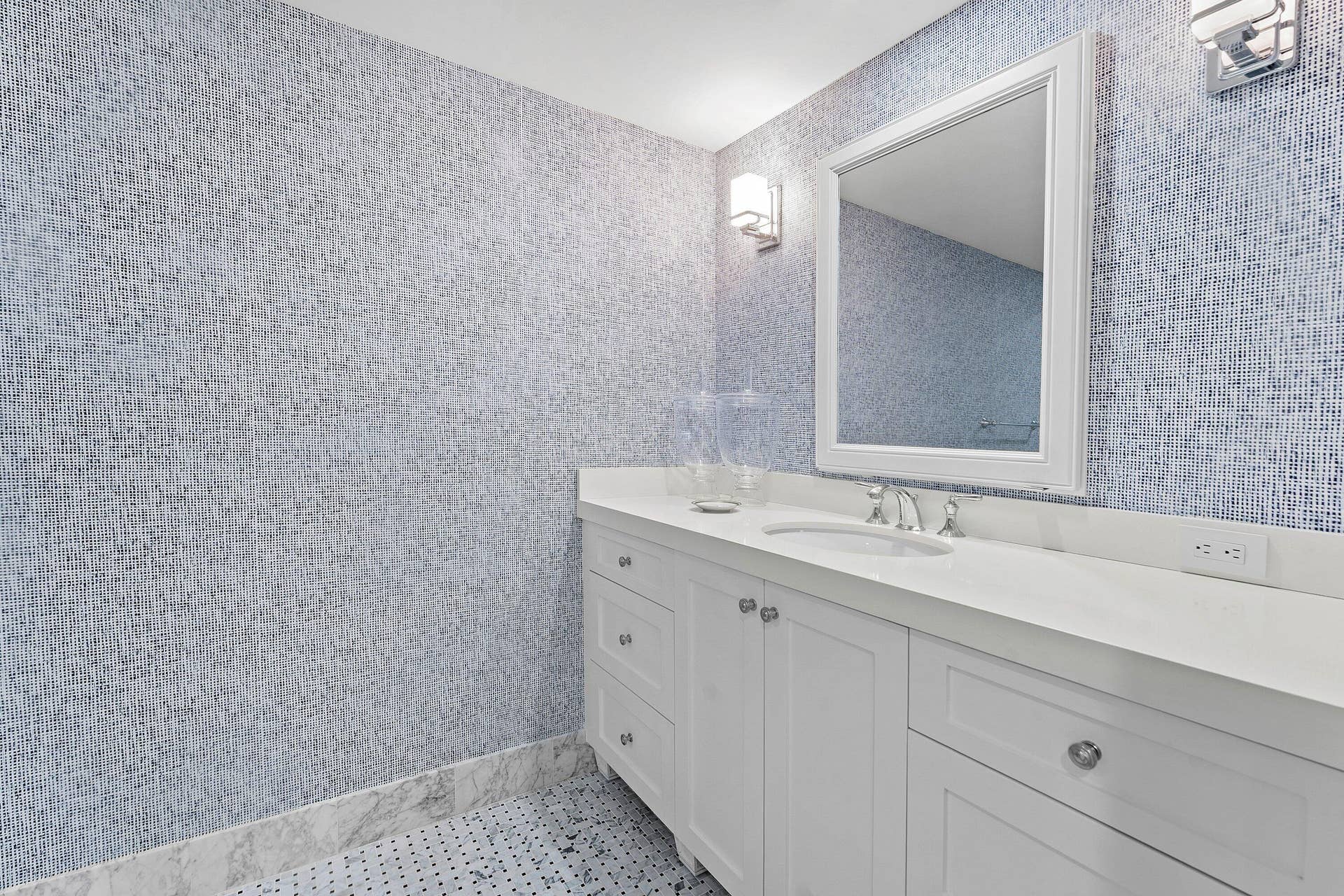 2000 S OCEAN Boulevard, #204S, Palm Beach, FL 33480 033-2000SouthOceanBoulevard-204S-PalmBea