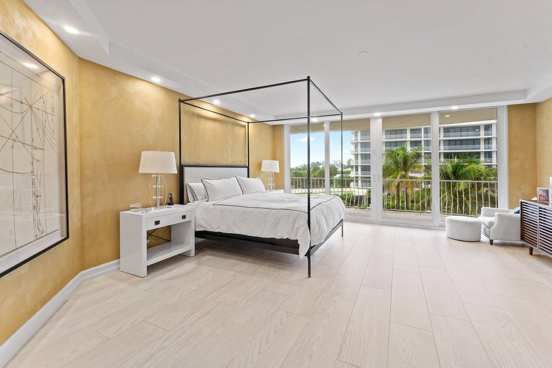 2000 S OCEAN Boulevard, #204S, Palm Beach, FL 33480 PROMARY
