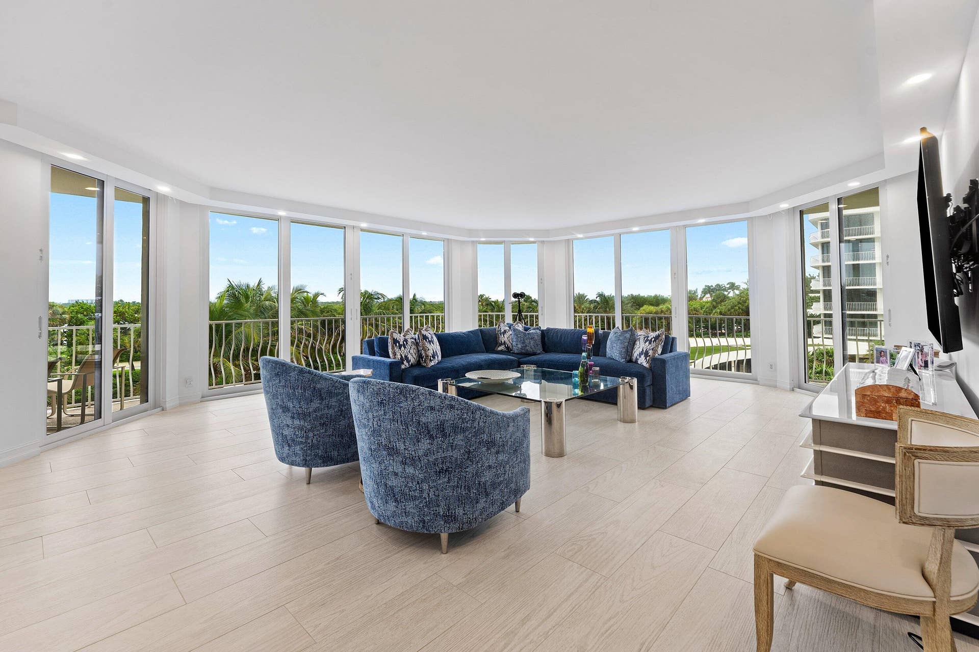 2000 S OCEAN Boulevard, #204S, Palm Beach, FL 33480 012-2000SouthOceanBoulevard-204S-PalmBea