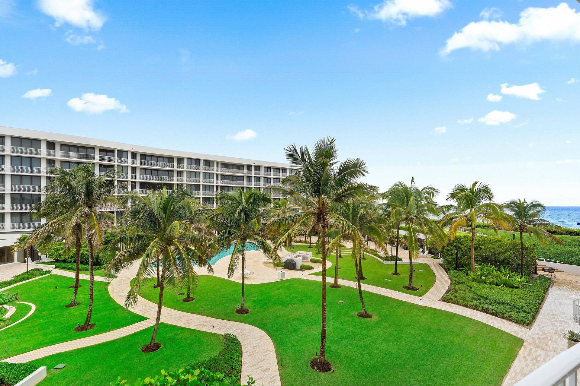 2000 S OCEAN Boulevard, #204S, Palm Beach, FL 33480 041-2000SouthOceanBoulevard-204S-PalmBea