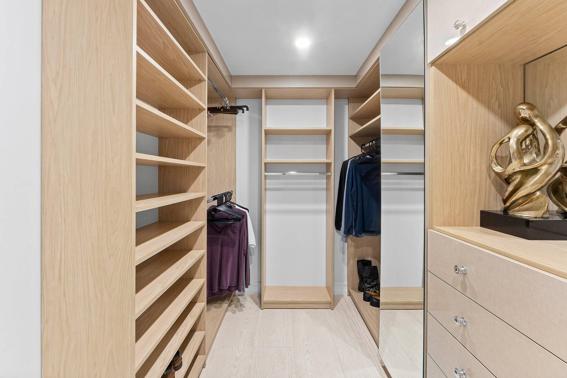 2000 S OCEAN Boulevard, #204S, Palm Beach, FL 33480 PRIMARY CLOSET 2