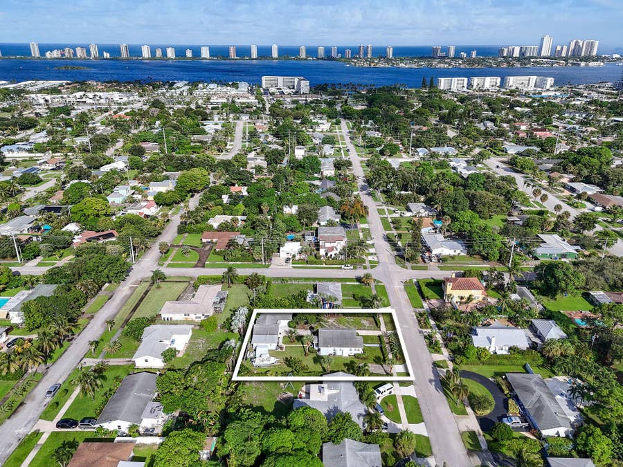 Property photo for 415 Greenbriar Drive, West Palm Beach, FL