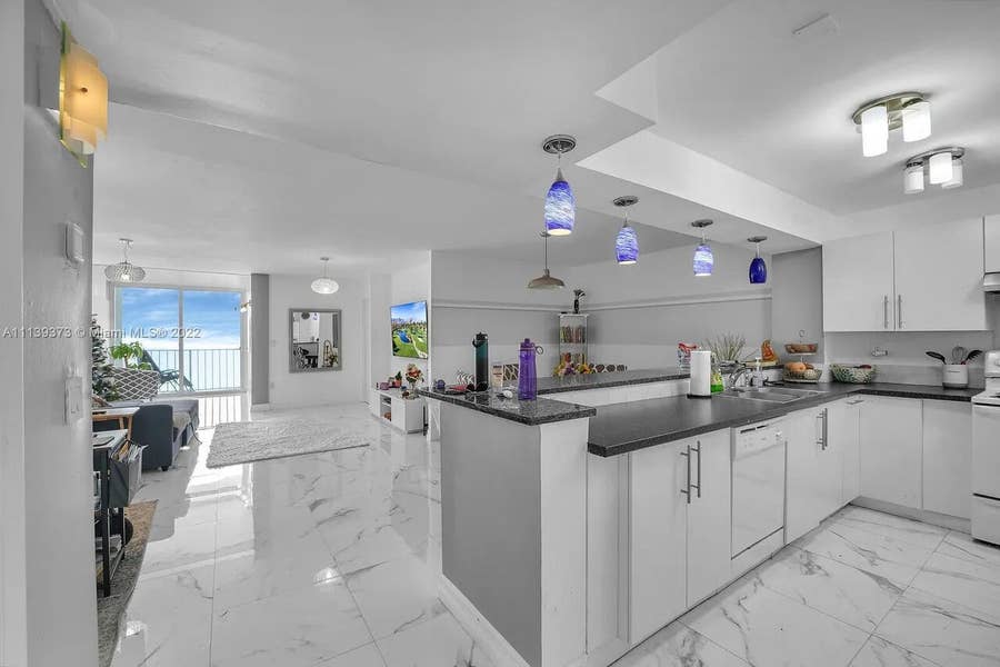Property photo for 6450 COLLINS Avenue, #704, Miami Beach, FL