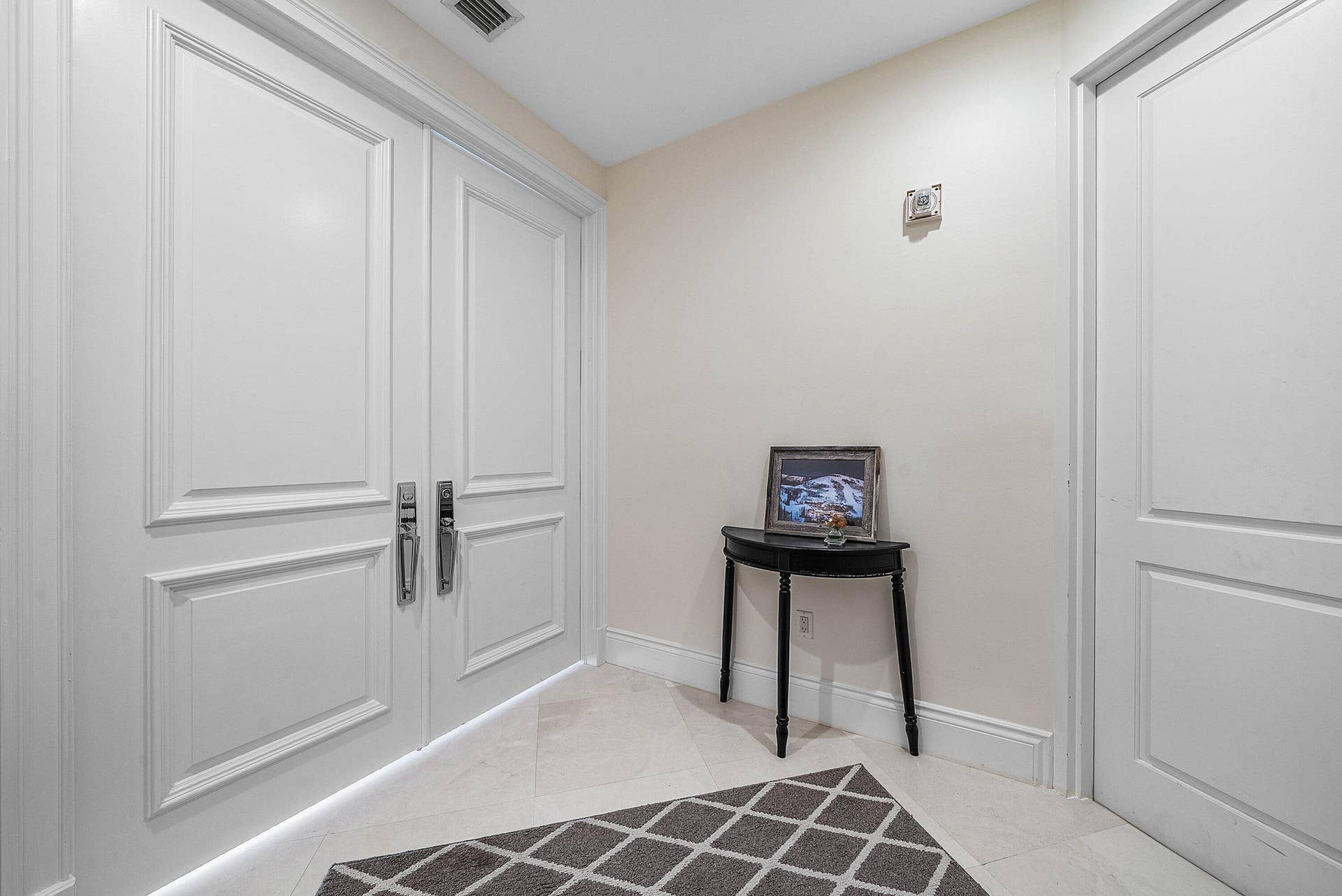 Palm Beach, Palm Beach, FL 33480 Private Foyer