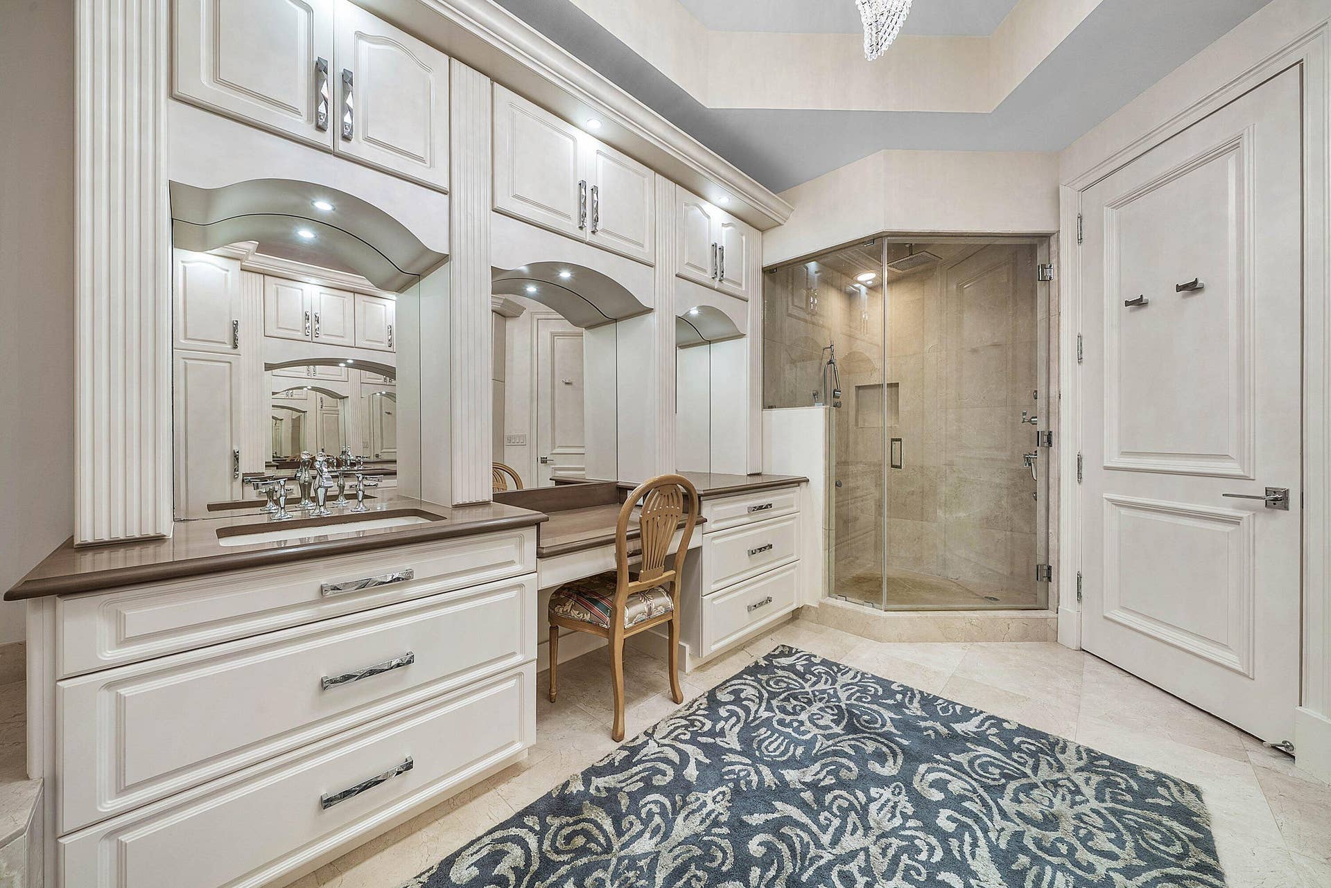 Palm Beach, Palm Beach, FL 33480 Primary Bath