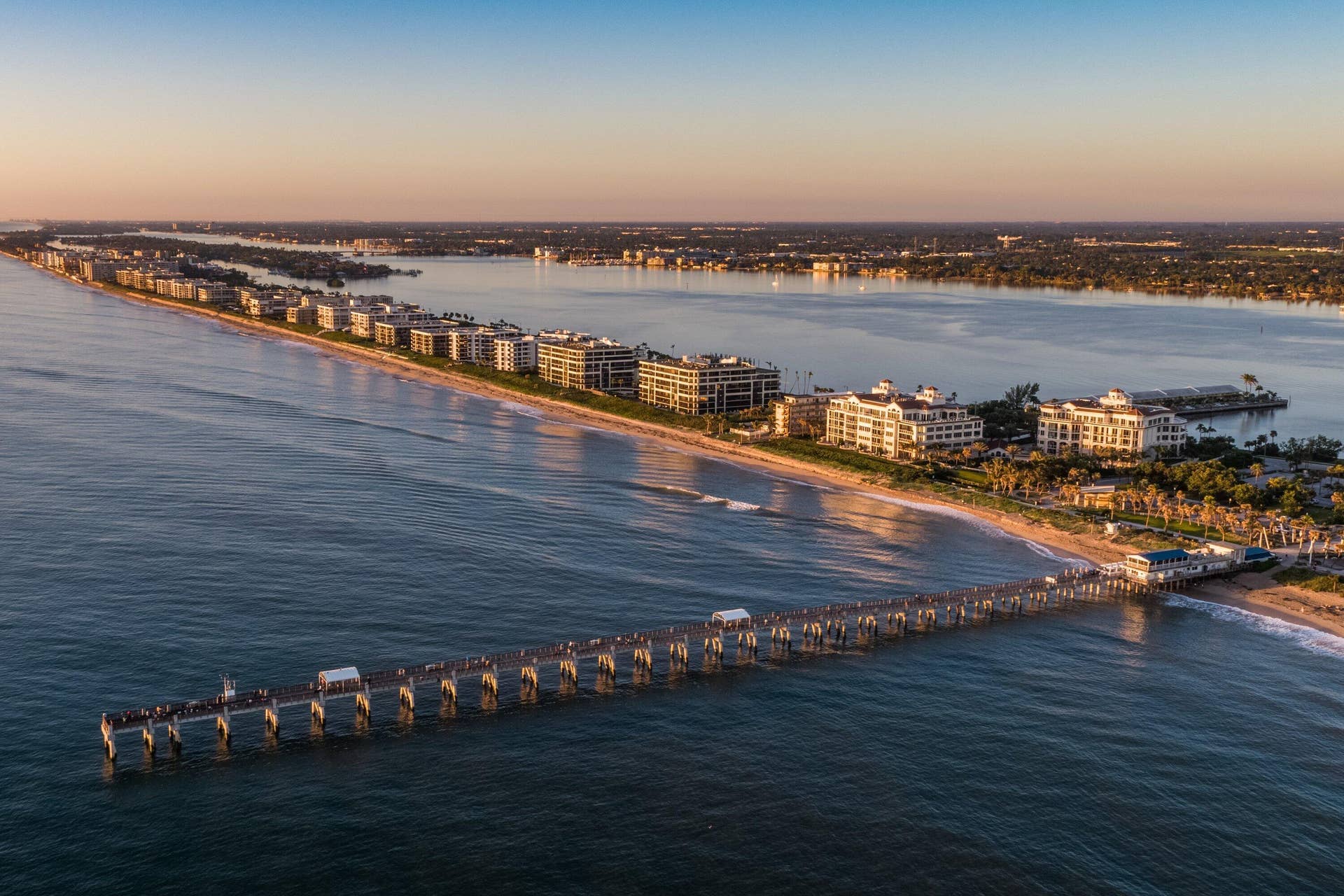 3000 S OCEAN Boulevard, #402, Palm Beach, FL 33480 Pier