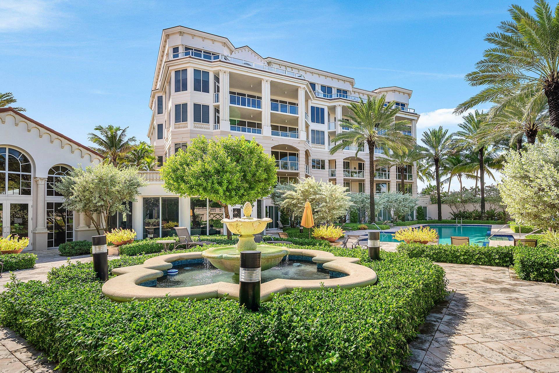 3000 S OCEAN Boulevard, #402, Palm Beach, FL 33480 Bellaria