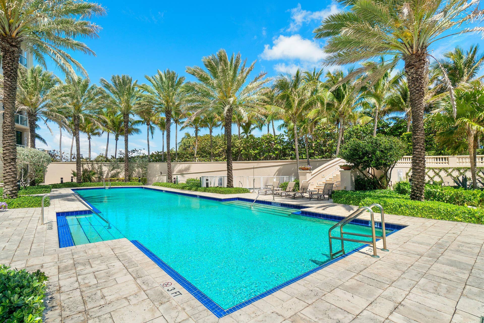 3000 S OCEAN Boulevard, #402, Palm Beach, FL 33480 Pool