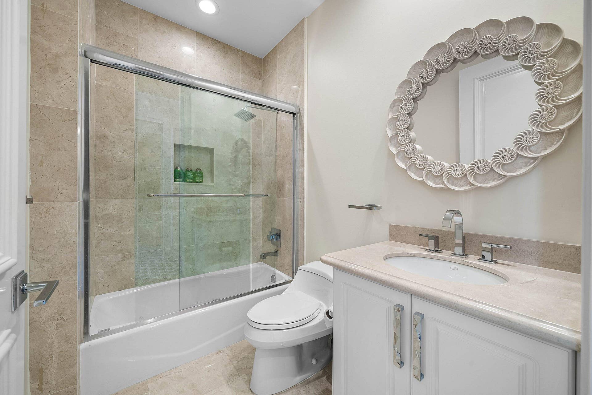 3000 S OCEAN Boulevard, #402, Palm Beach, FL 33480 Guest Bath