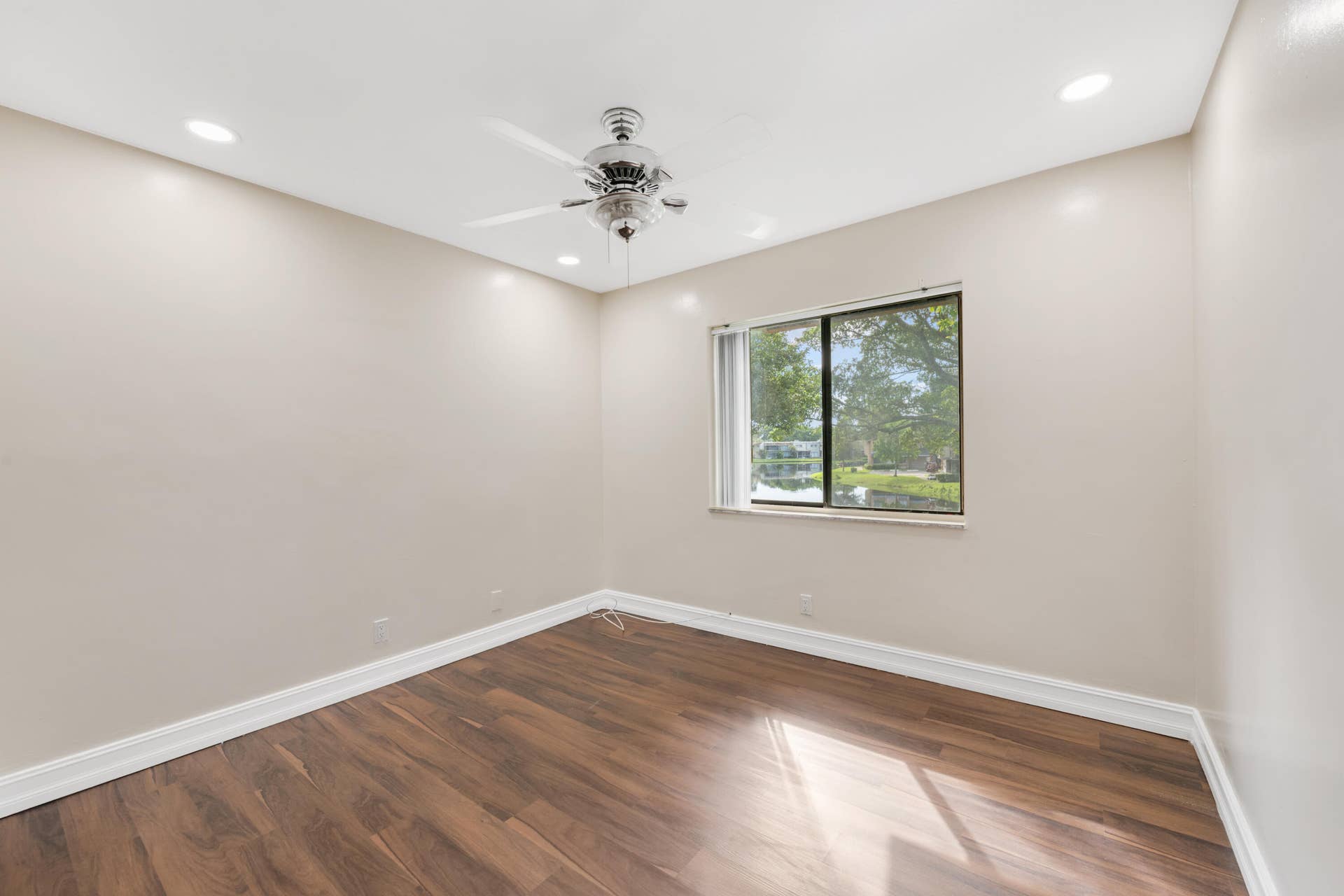 32 Wimbledon Lakes Drive, #221, Plantation, FL 33324 DSC_4410