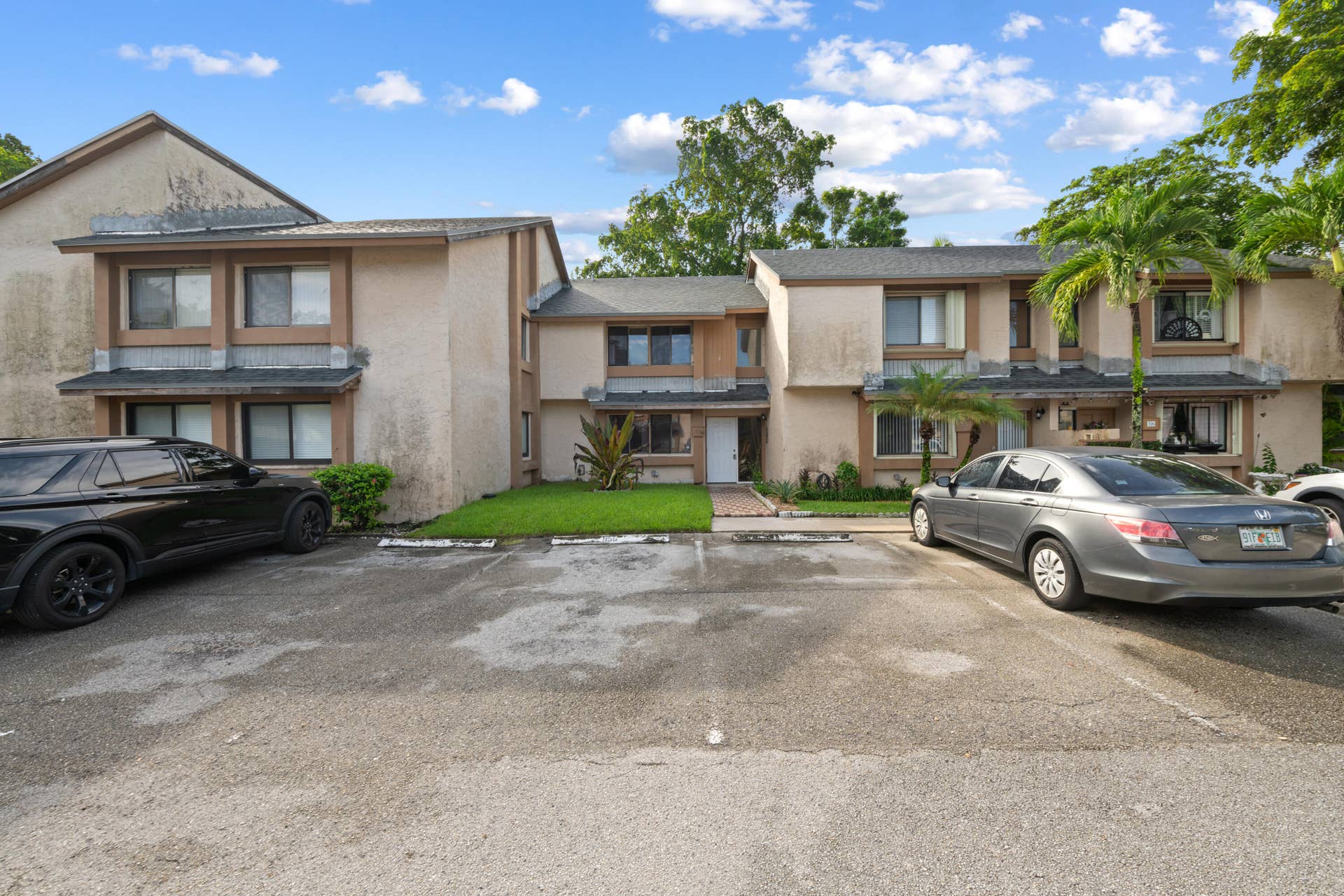 32 Wimbledon Lakes Drive, #221, Plantation, FL 33324 DSC_4319