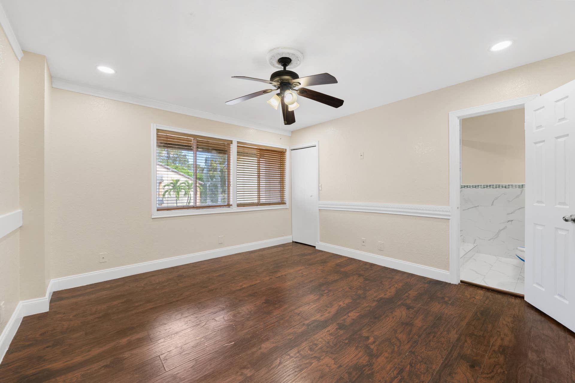 32 Wimbledon Lakes Drive, #221, Plantation, FL 33324 DSC_4419