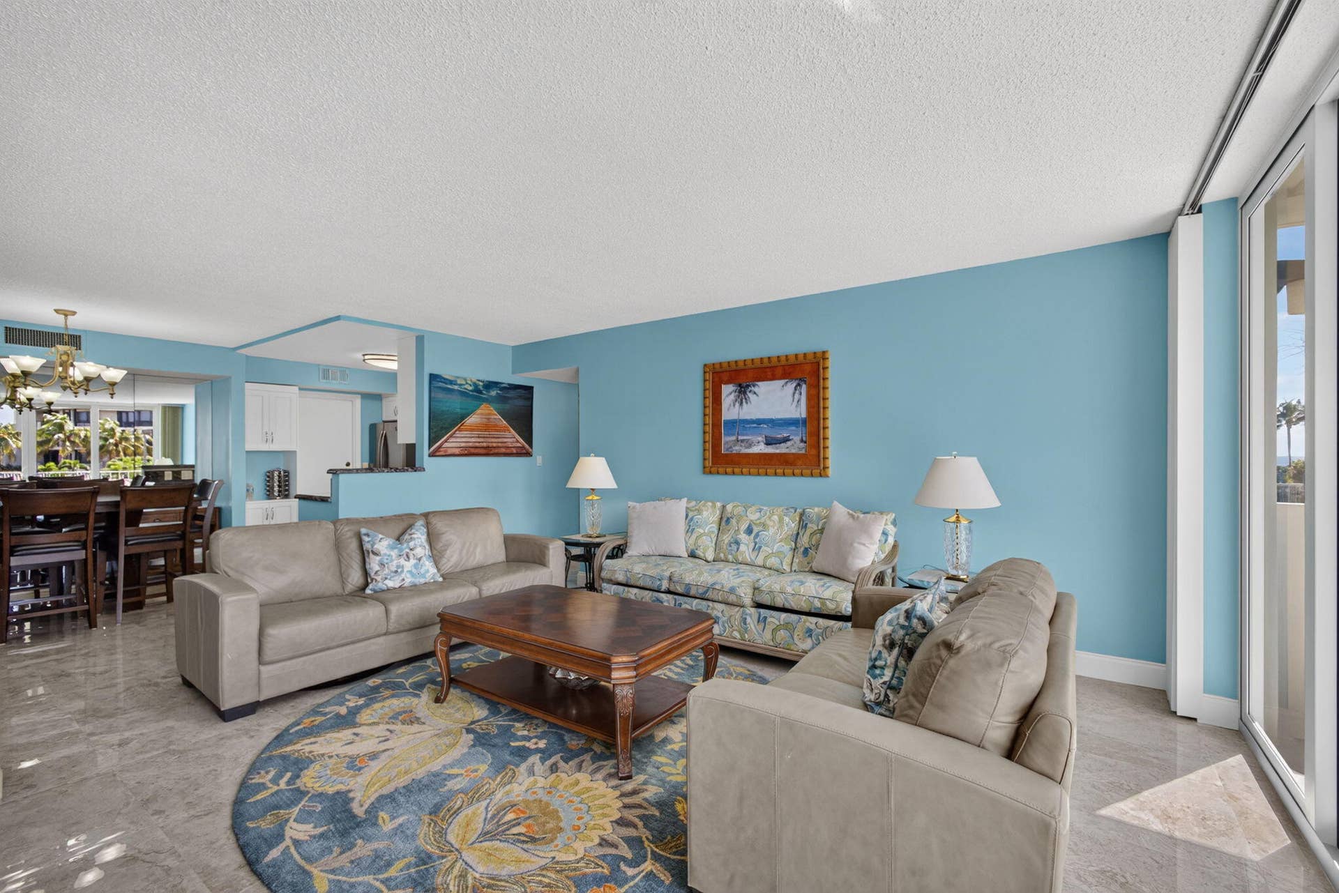 630 OCEAN Drive, #209, Juno Beach, FL 33408 Living Area