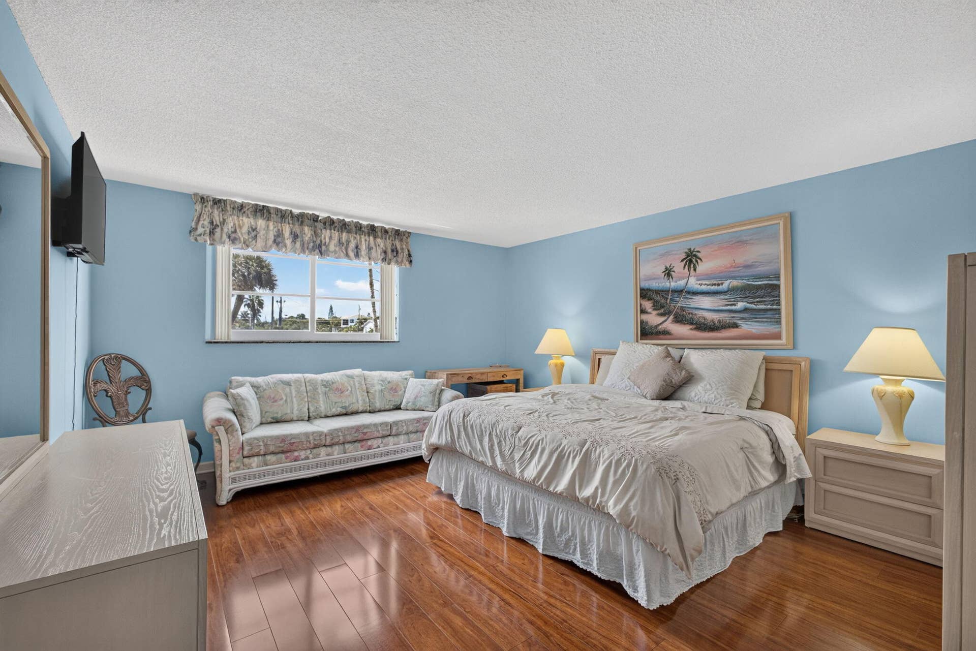 630 OCEAN Drive, #209, Juno Beach, FL 33408 Master Bedroom