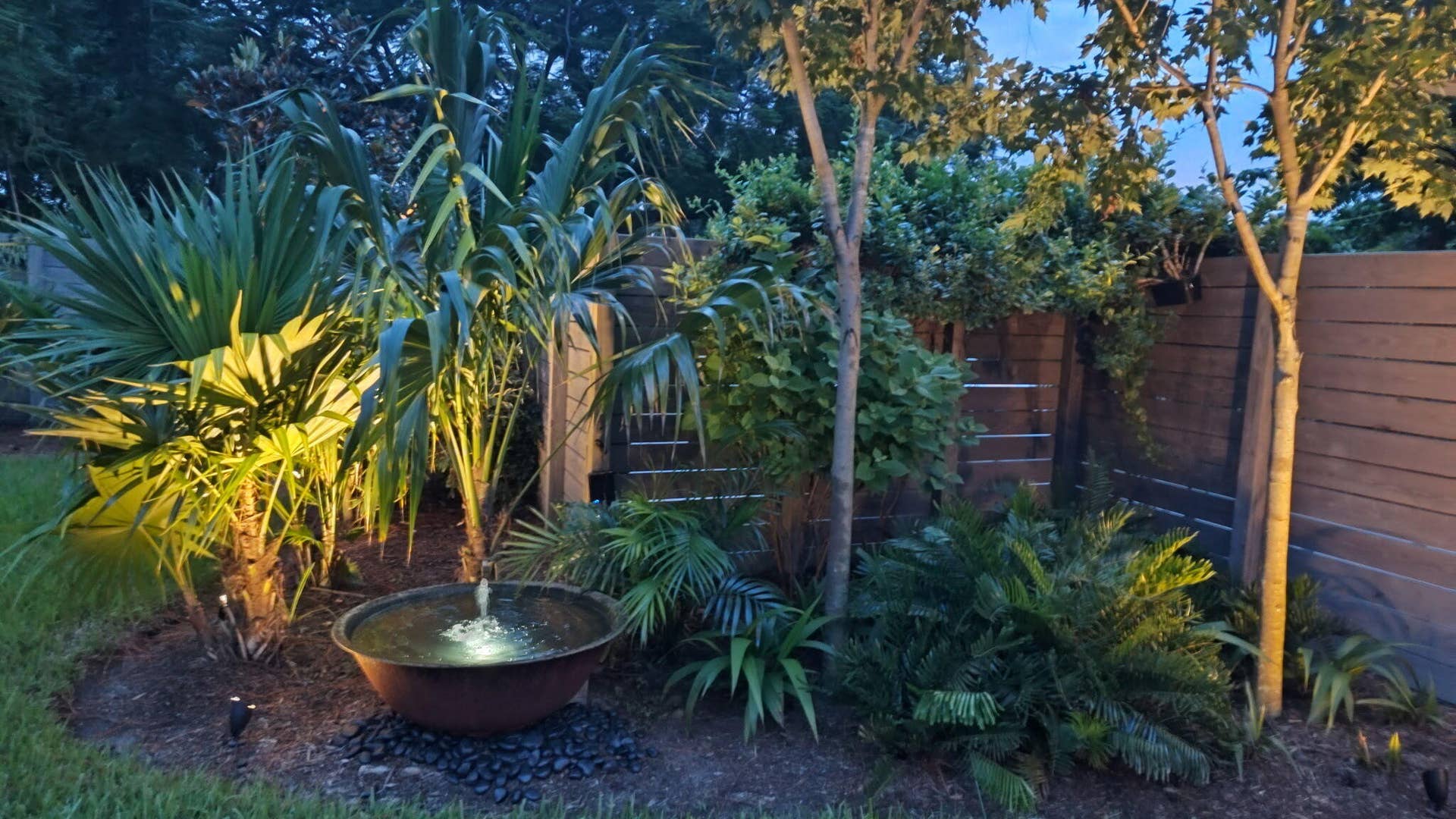 4850 NE 5TH Avenue, Oakland Park, FL 33334 water feature