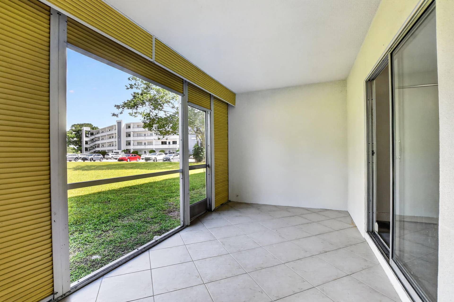 1038 Berkshire B, Deerfield Beach, FL 33442 Screened Patio