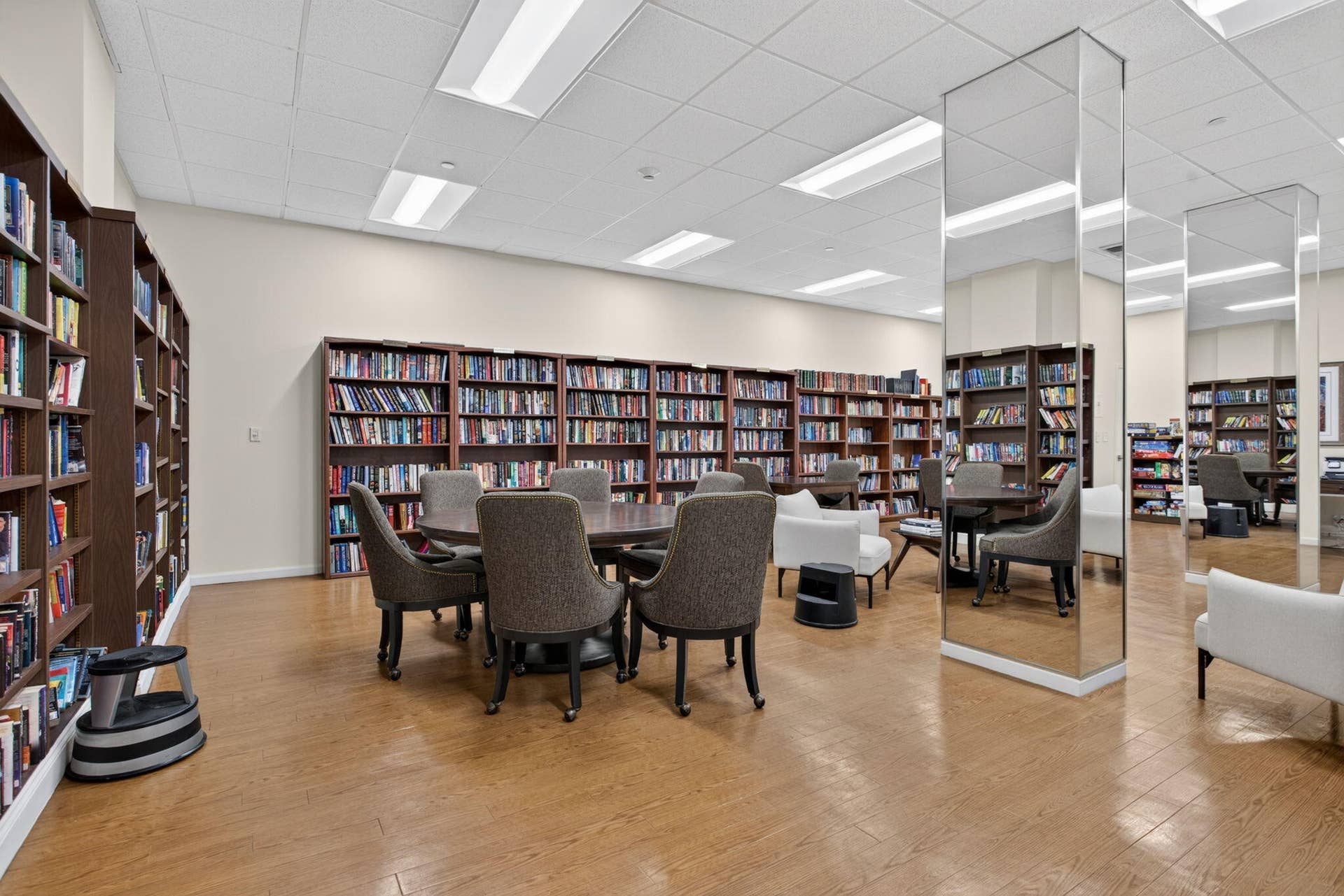 1370 S OCEAN Boulevard, #1705, Pompano Beach, Pompano Beach, FL 33062 library