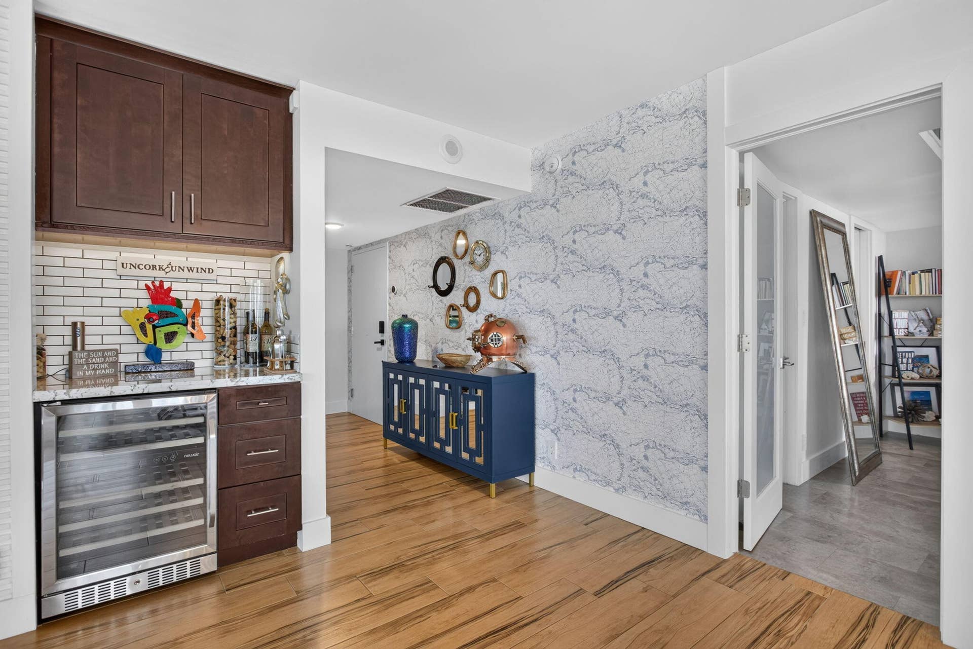 1370 S OCEAN Boulevard, #1705, Pompano Beach, Pompano Beach, FL 33062 Bar area
