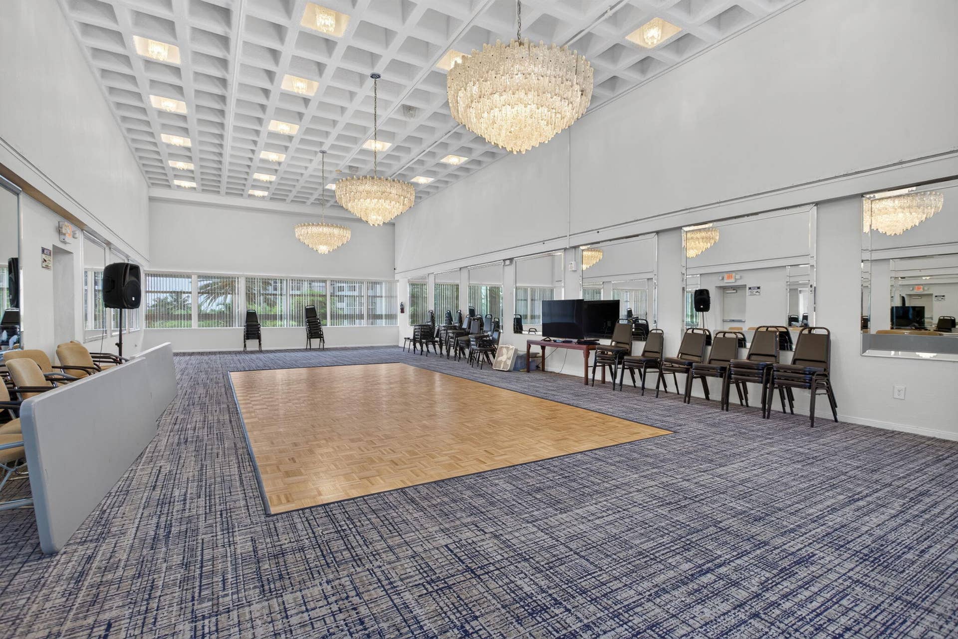 1370 S OCEAN Boulevard, #1705, Pompano Beach, Pompano Beach, FL 33062 Meeting rooms