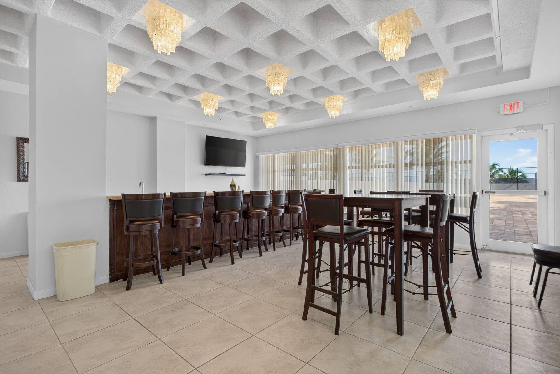 1370 S OCEAN Boulevard, #1705, Pompano Beach, Pompano Beach, FL 33062 Meeting space