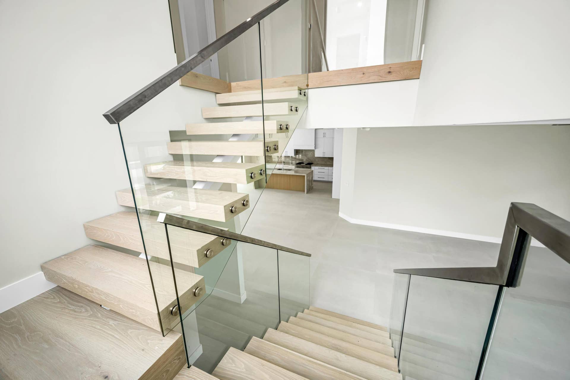 445 NE 11TH AVE-37