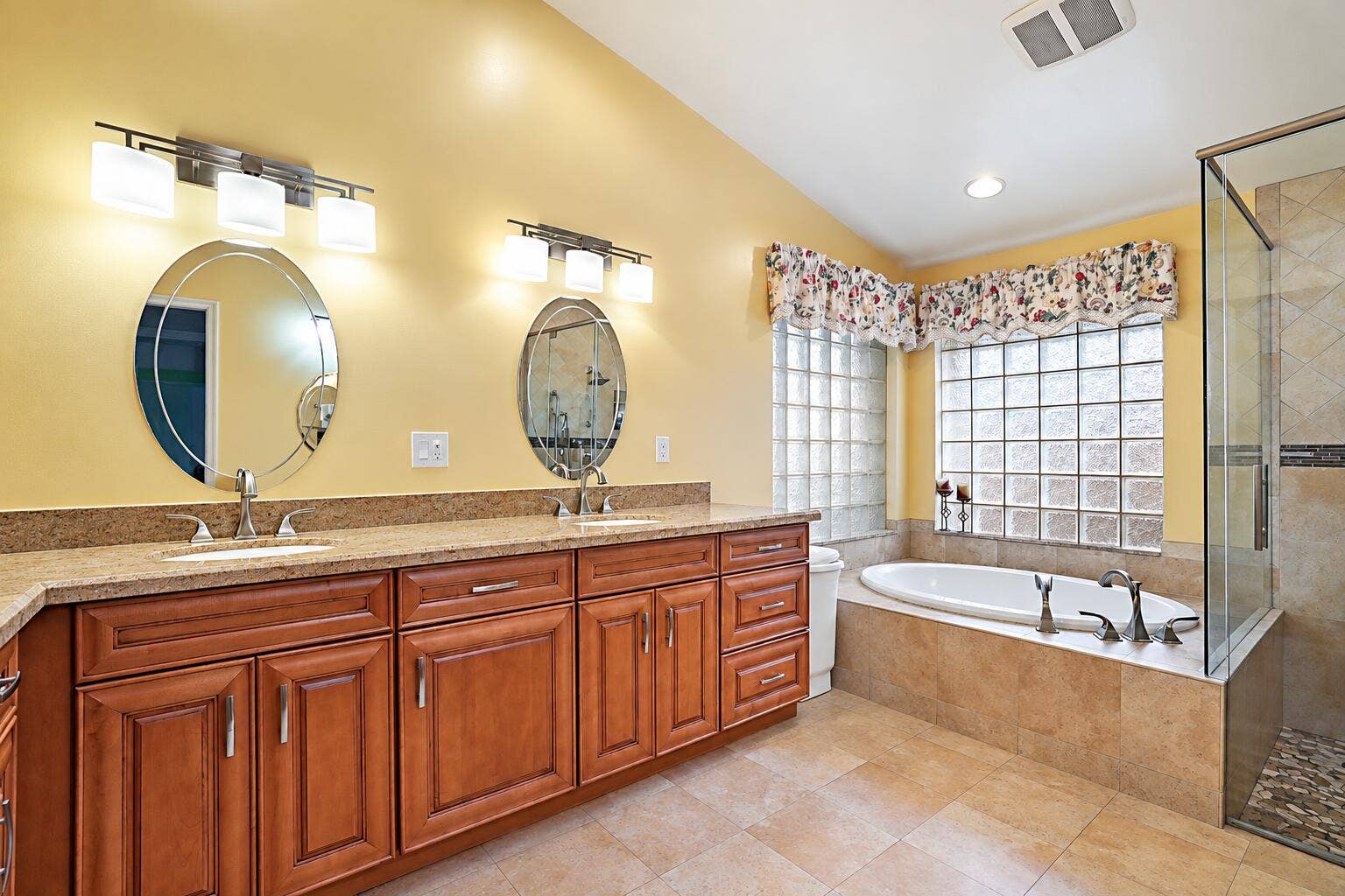 4900 NW 100TH Terrace, Coral Springs, FL 33076 ChatGPT Image Sep 21, 2026, 01_08_26 PM