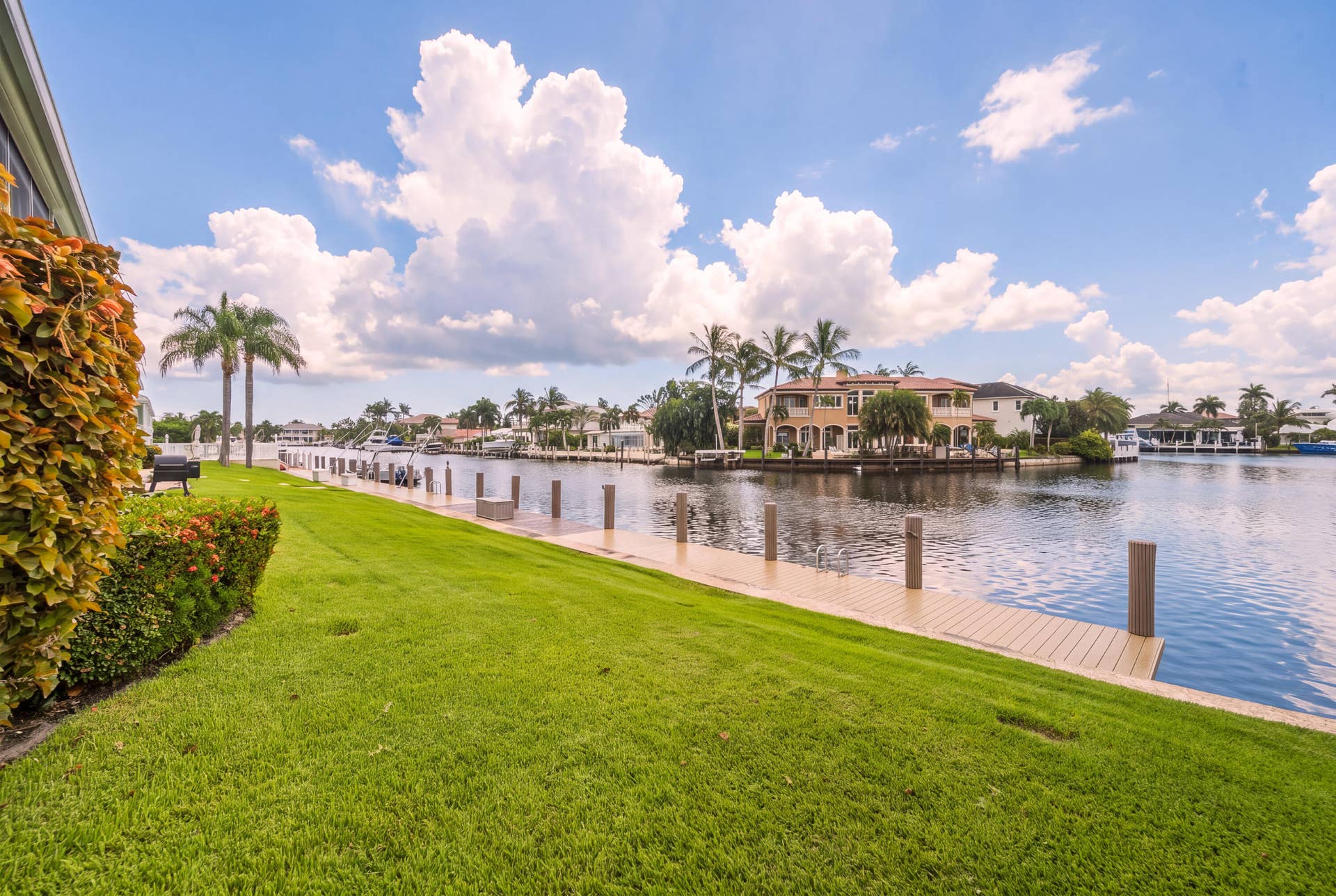 2330 NE 36th Street, #11, Lighthouse Point, FL 33064 Canal View
