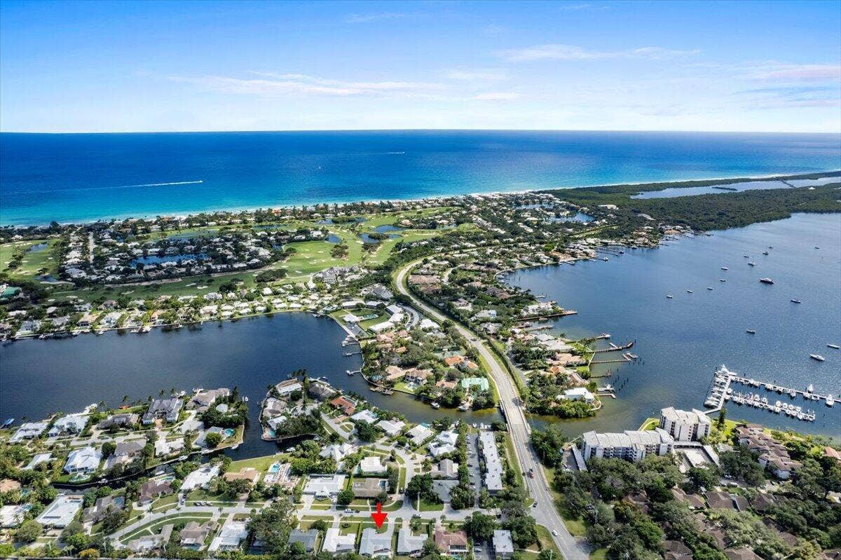 11569 Landing Place, North Palm Beach, FL 33408 aerial
