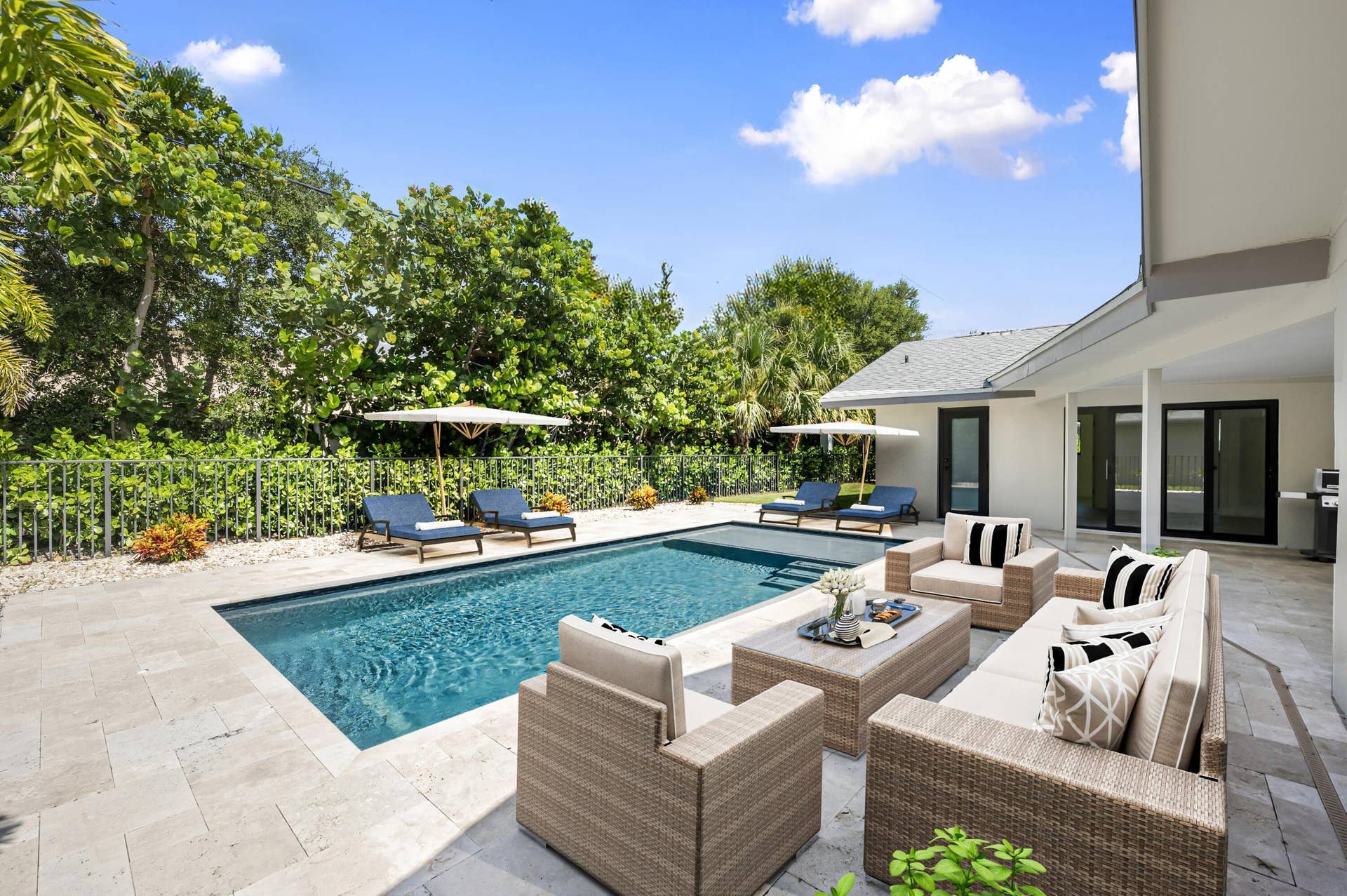 11569 Landing Place, North Palm Beach, FL 33408 pool area