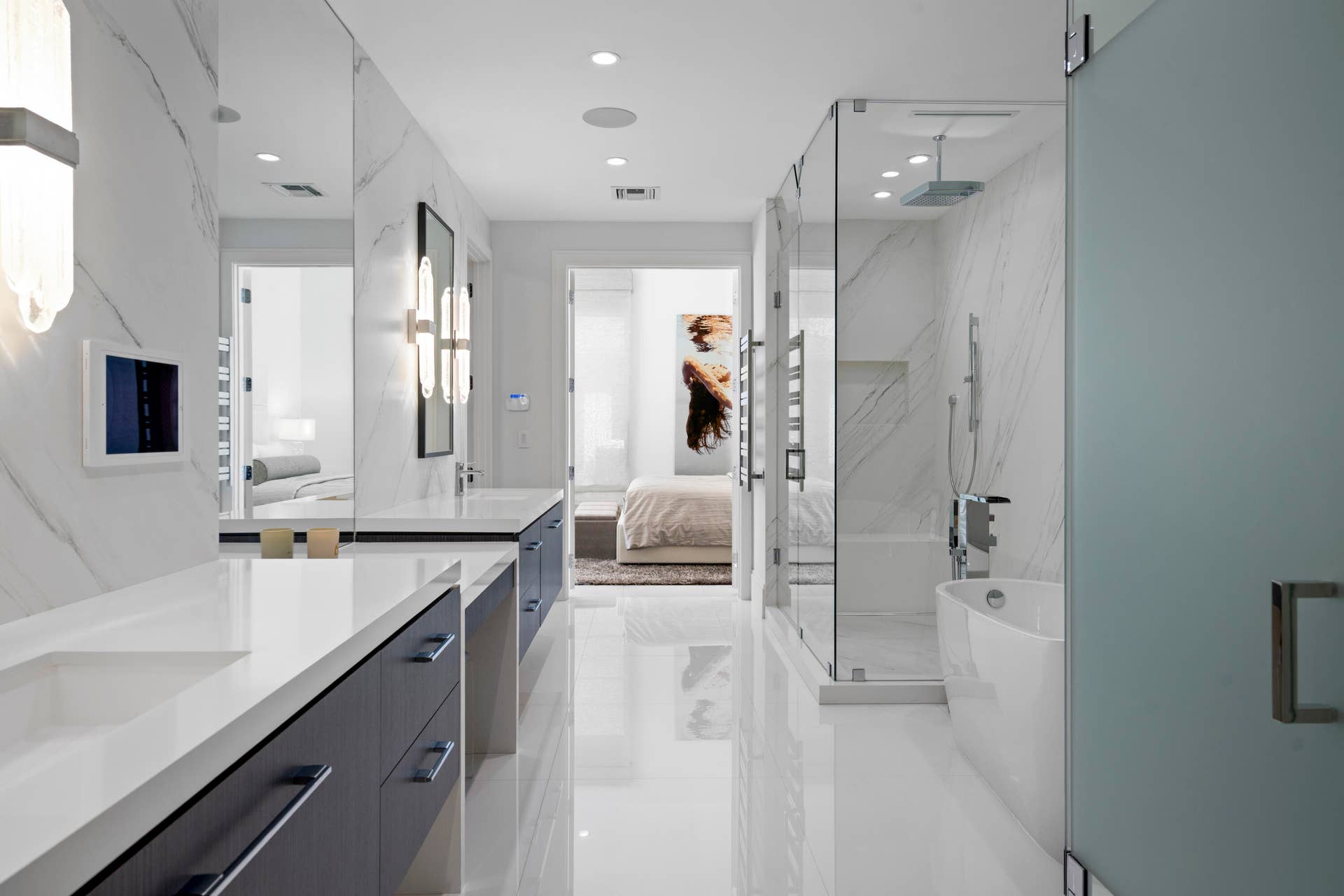 944 primary bath