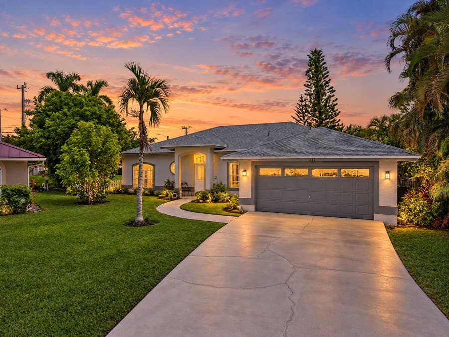 Property photo for 117 Hemingway Court, Royal Palm Beach, FL