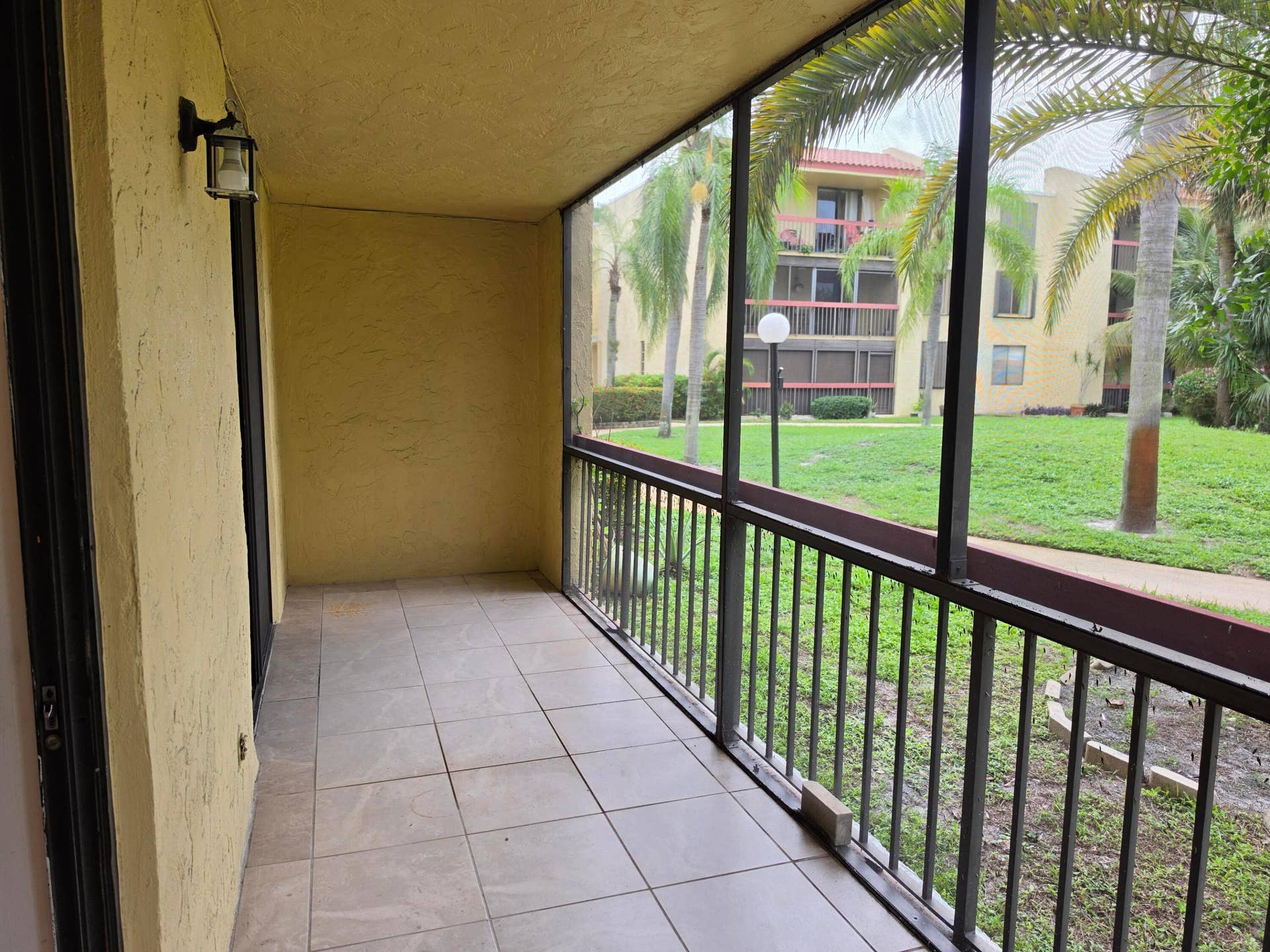 733 SE 1st Way, #102, Deerfield Beach, FL 33441 21