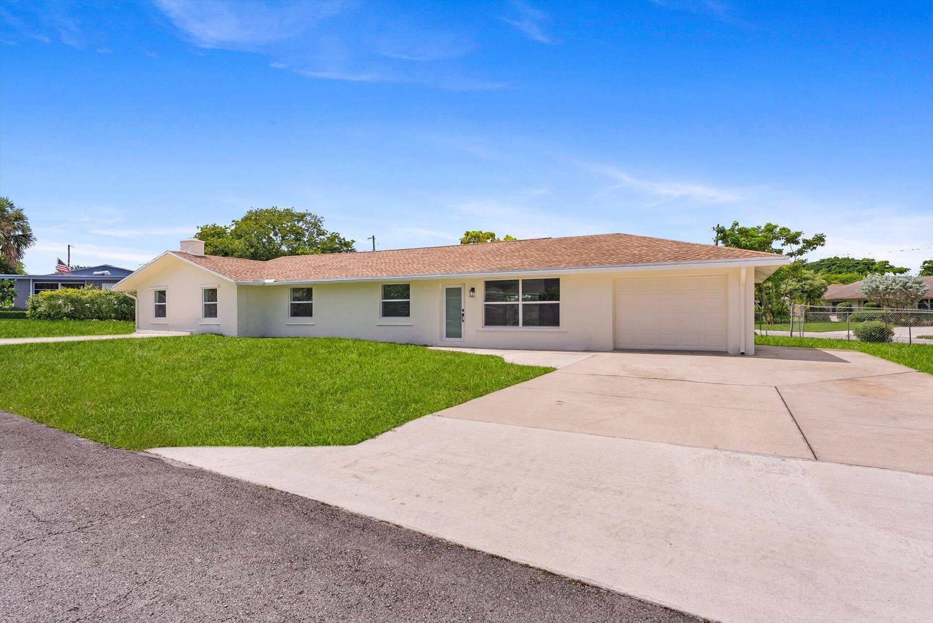 6873 S PLYMOUTH Drive S, Lake Worth, FL 33462 01-1