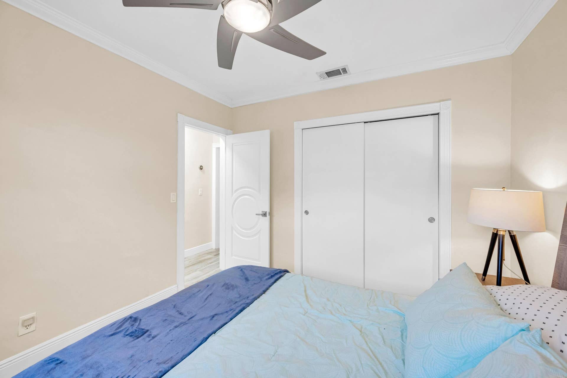 301 SE 3RD Terrace, Dania Beach, FL 33004 Third Bedroom