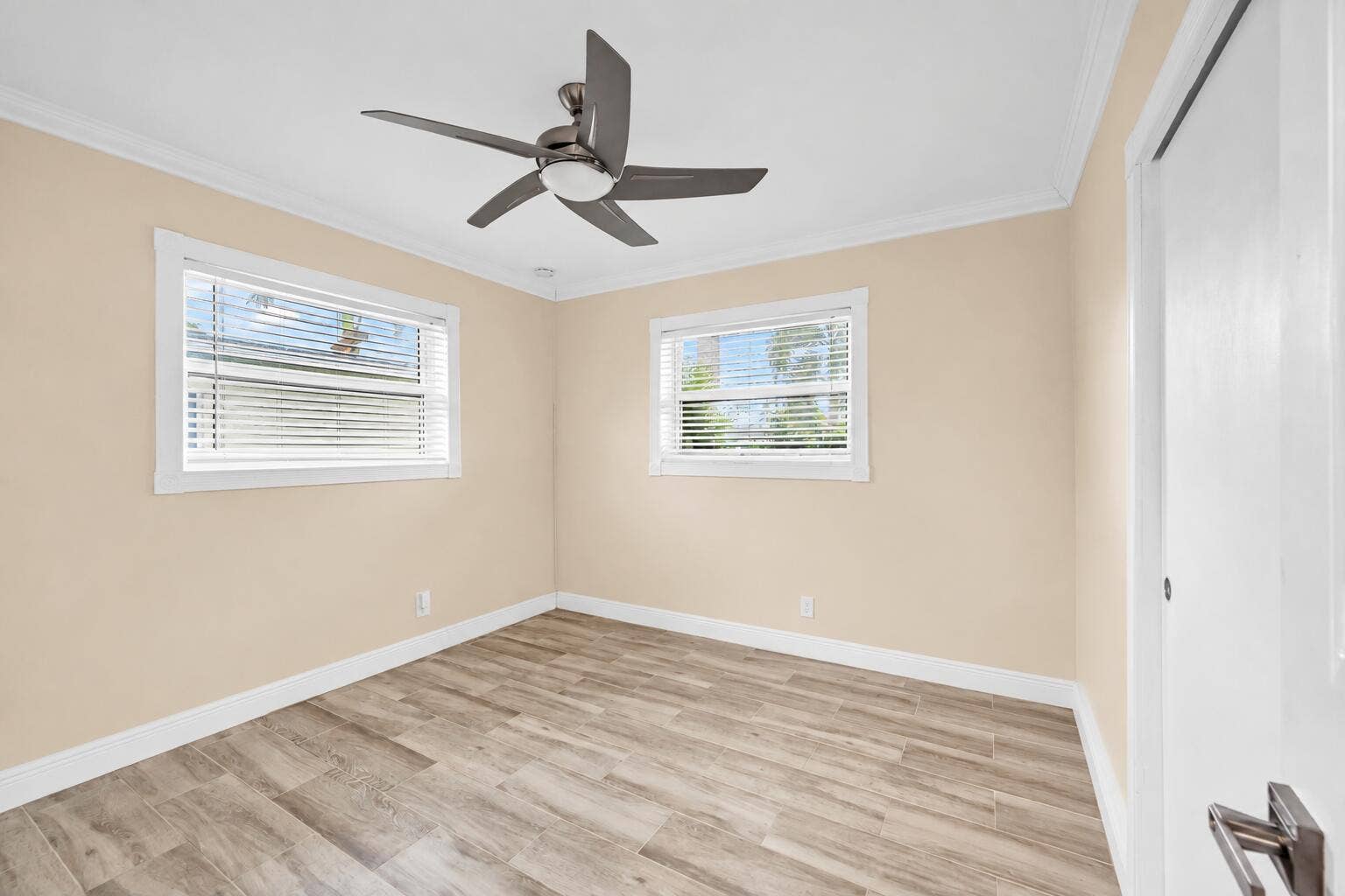 301 SE 3RD Terrace, Dania Beach, FL 33004 Second bedroom