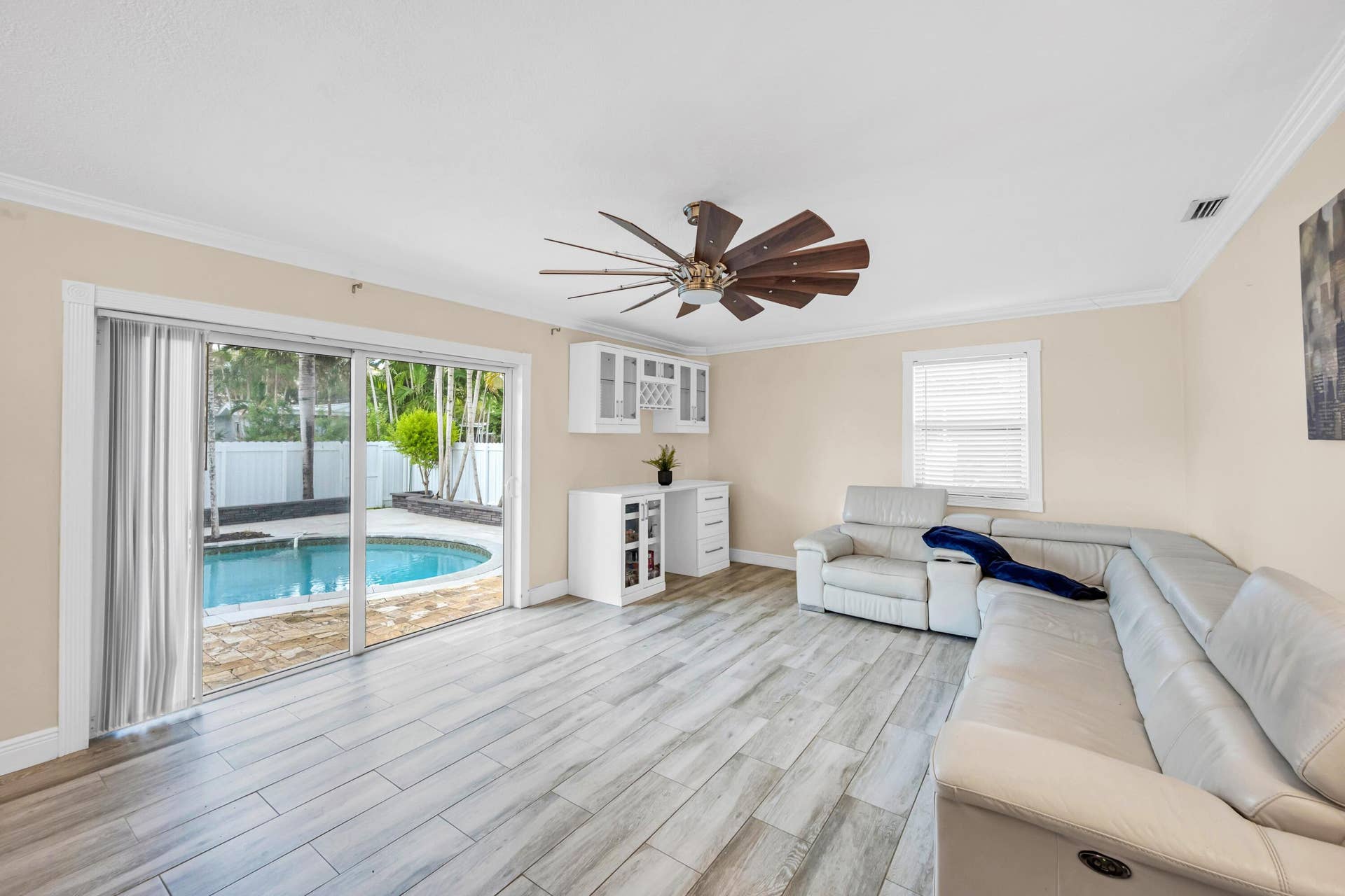 301 SE 3RD Terrace, Dania, Dania Beach, FL 33004 55