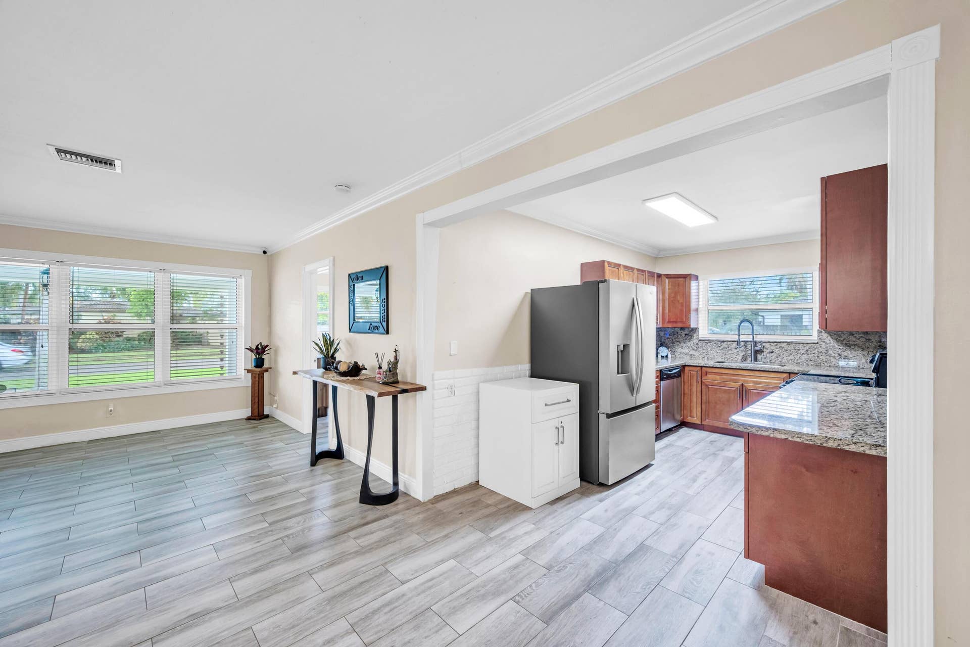 301 SE 3RD Terrace, Dania, Dania Beach, FL 33004 30