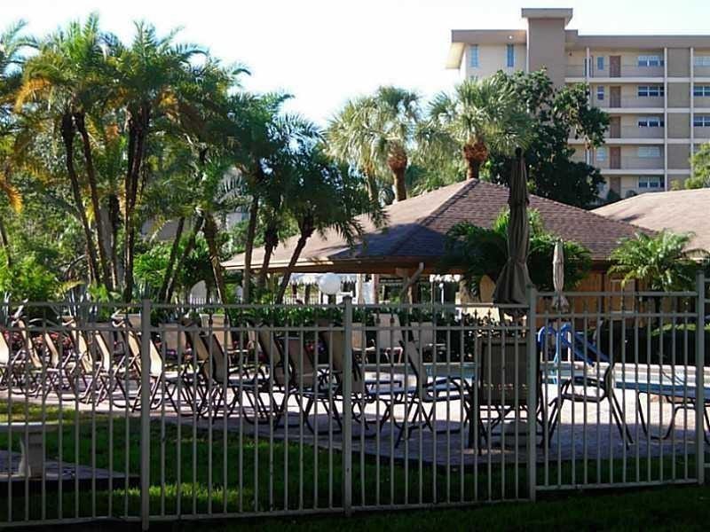2600 S Course Drive, #107, Pompano Beach, FL 33069 Photo 18