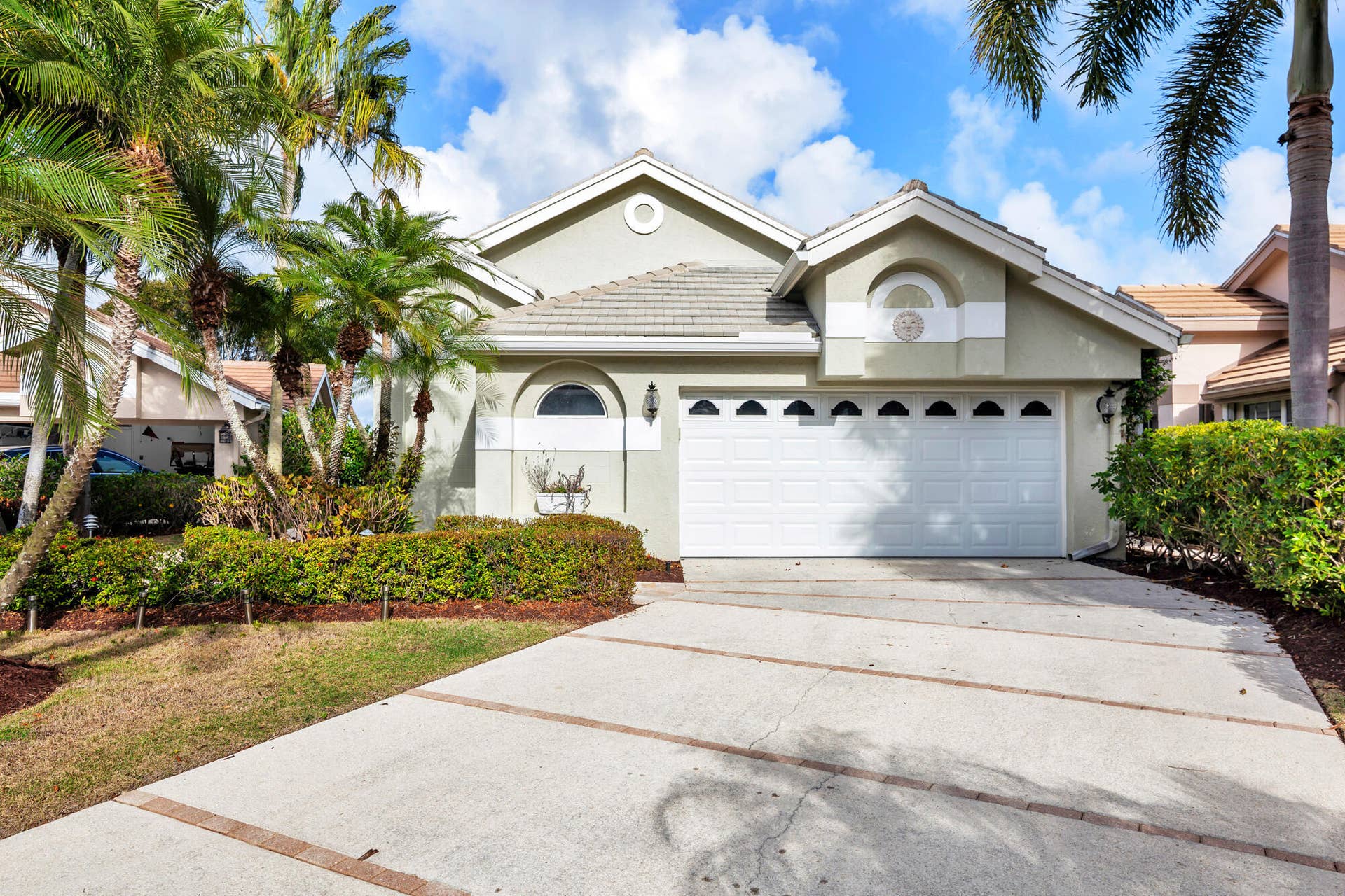 16440 RIVERWIND Drive, Jupiter, FL 33477 low-2