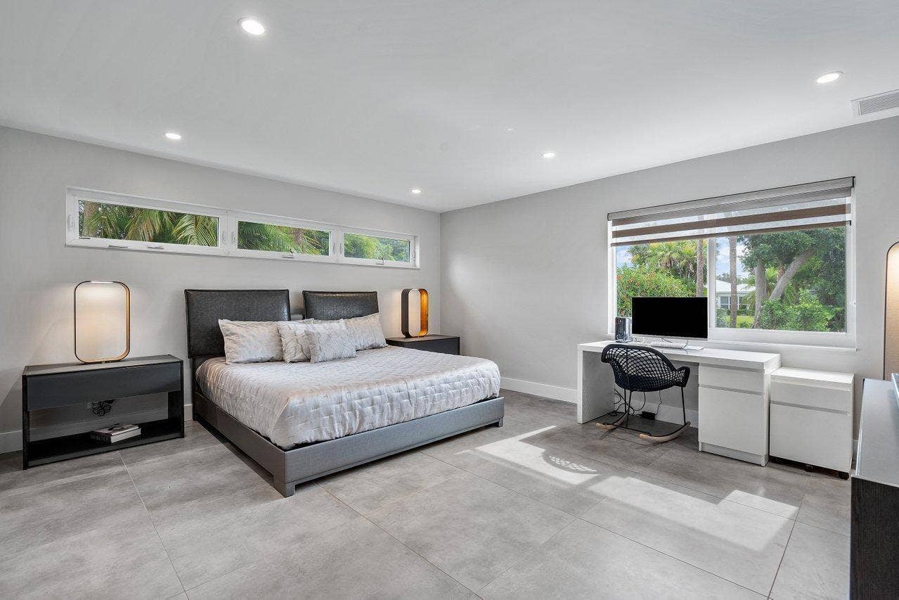 4582 Sanderling Circle W, Boynton Beach, FL 33436 Master bedroom