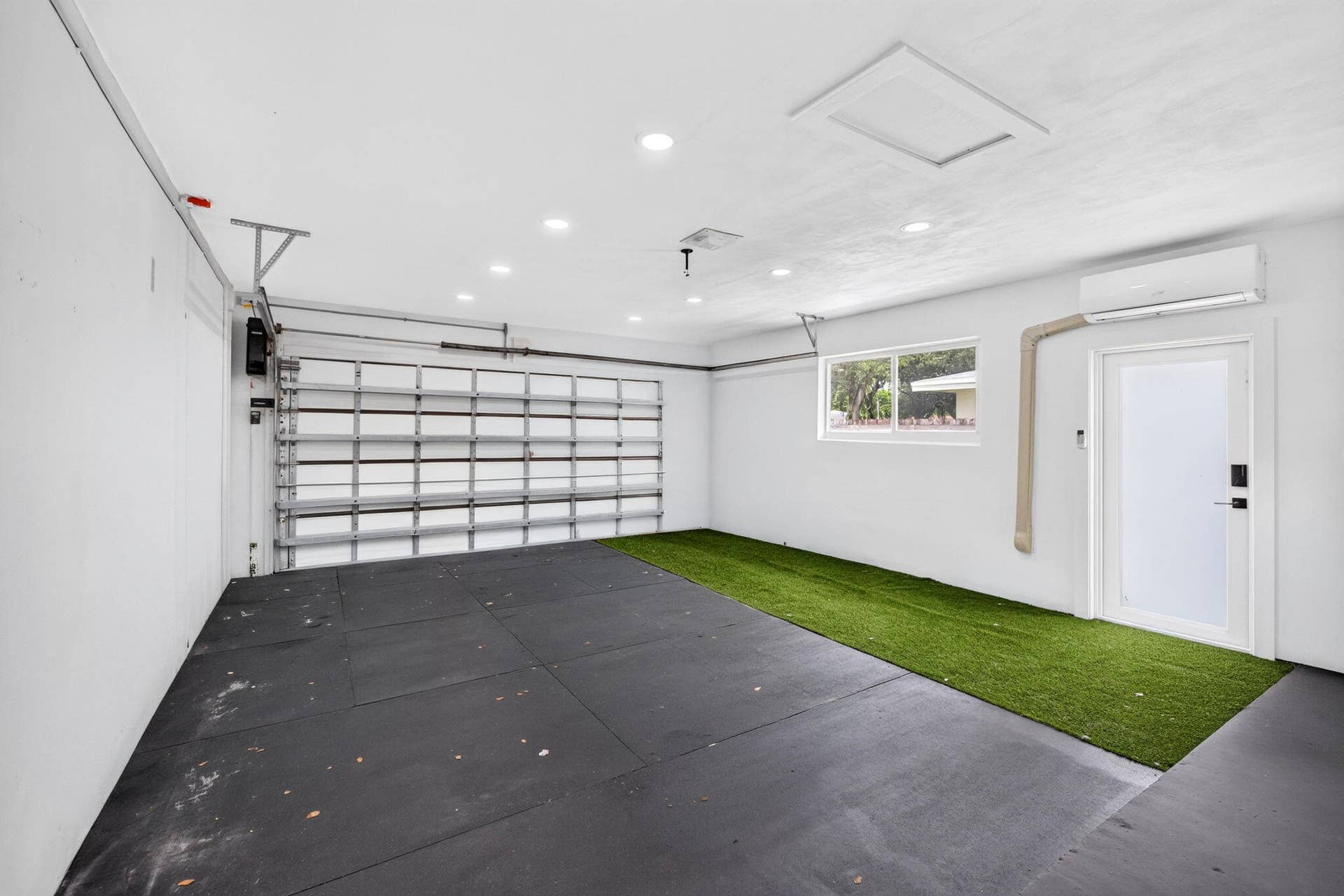 Garage 1