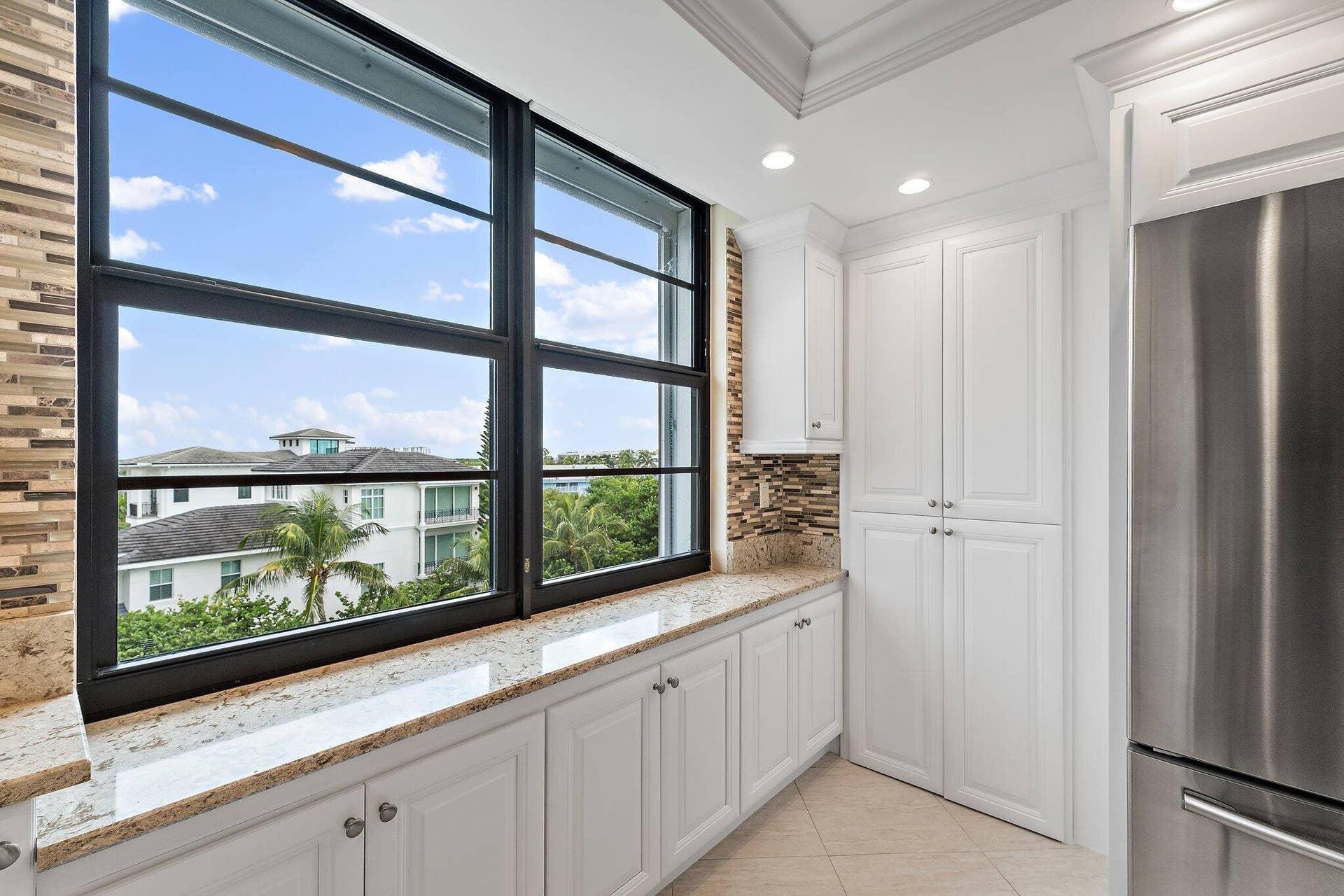 911 Ocean Drive, #506, Juno Beach, FL 33408 034-911OceanDr-506-JunoBeach-SMALL
