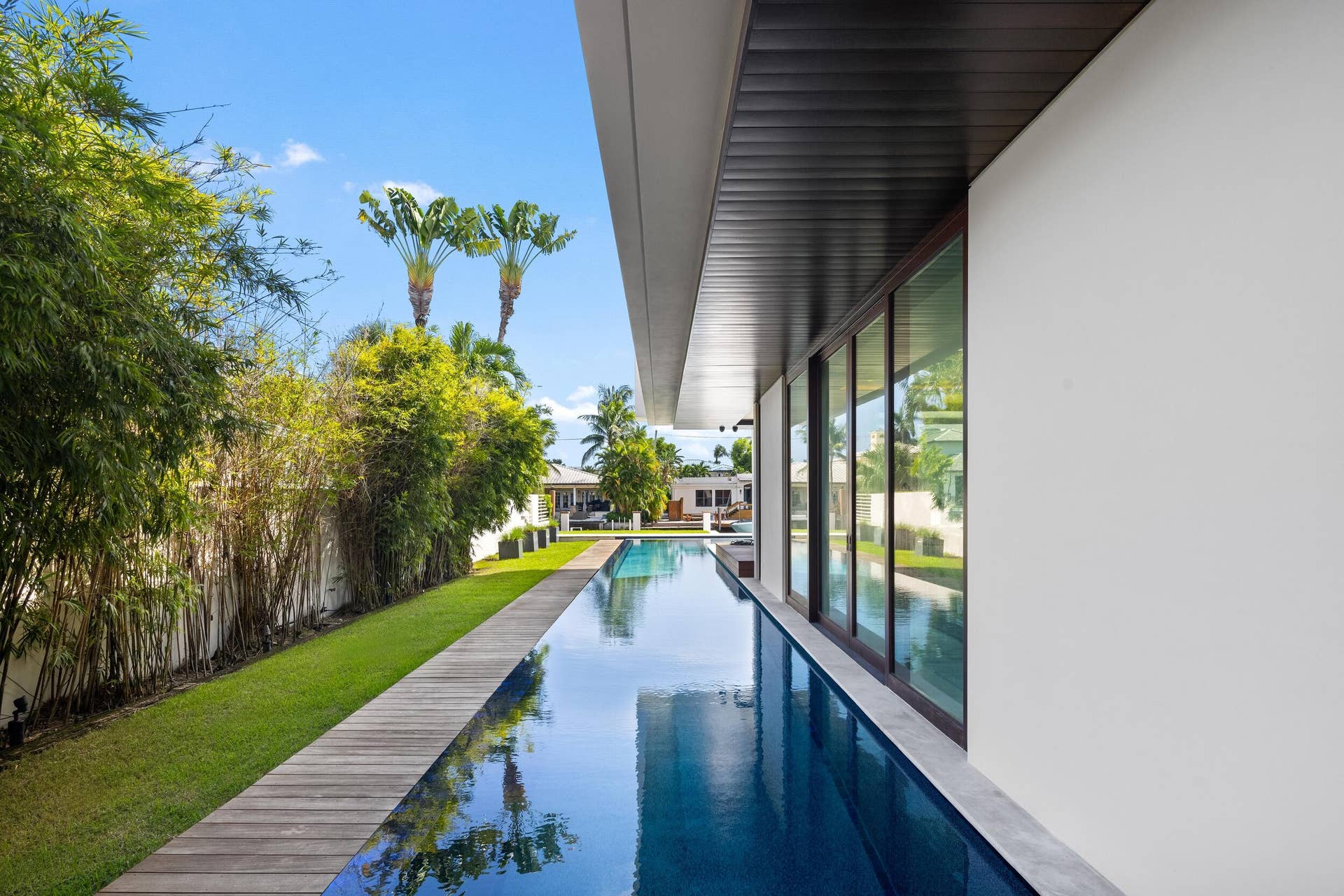 10 Pelican Drive, Fort Lauderdale, FL 33301 Pool