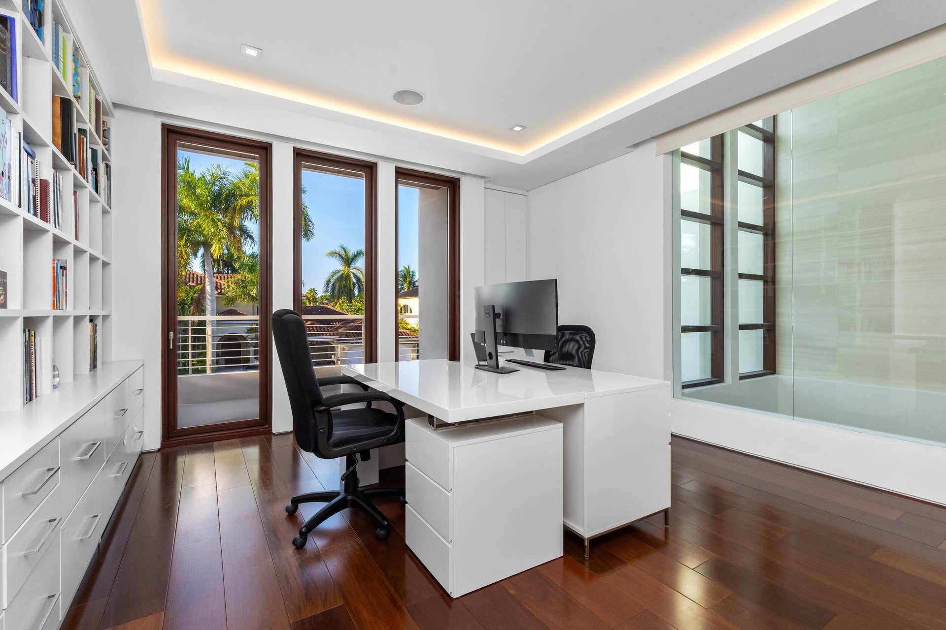 10 Pelican Drive, Fort Lauderdale, FL 33301 Office