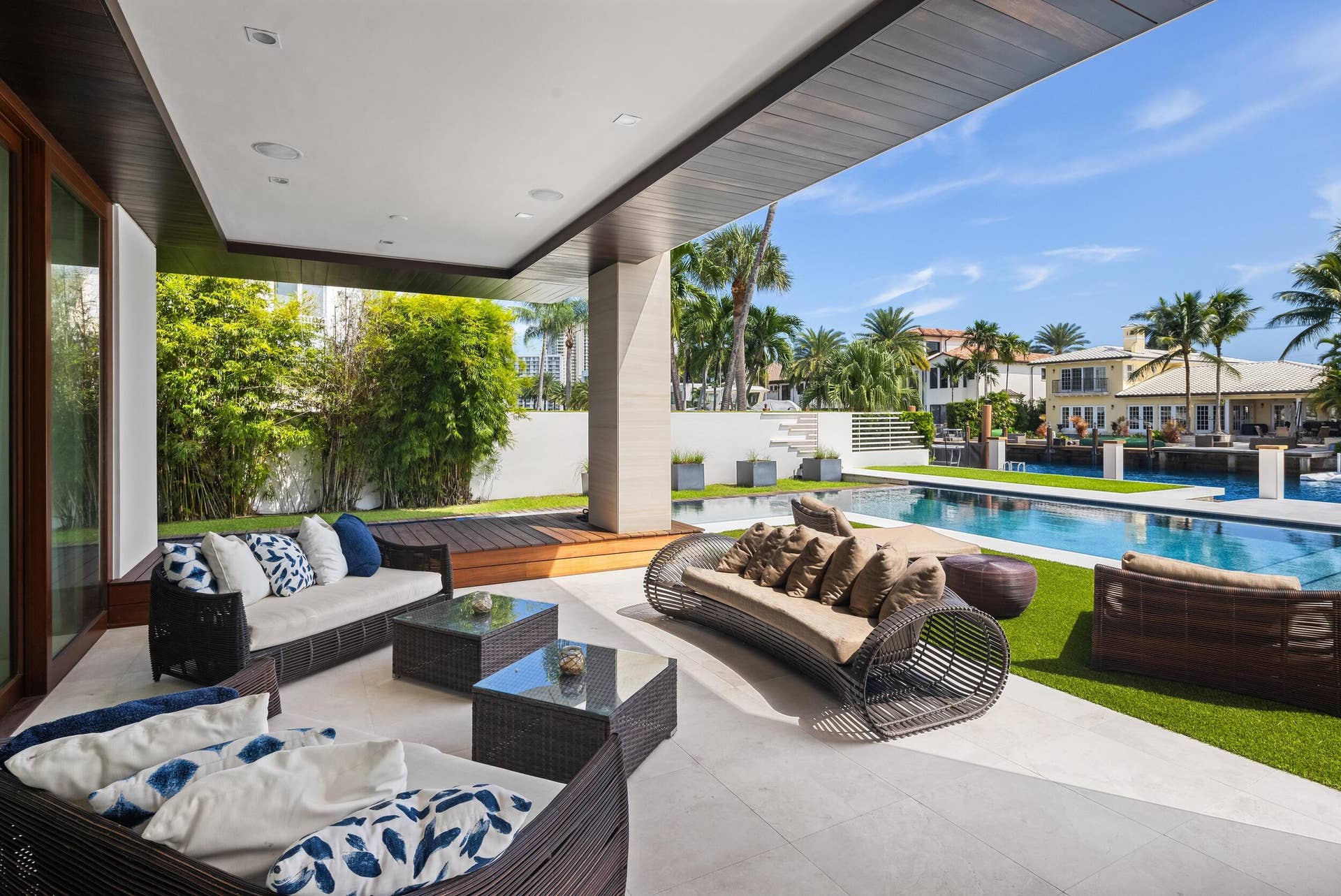 10 Pelican Drive, Fort Lauderdale, FL 33301 Patio