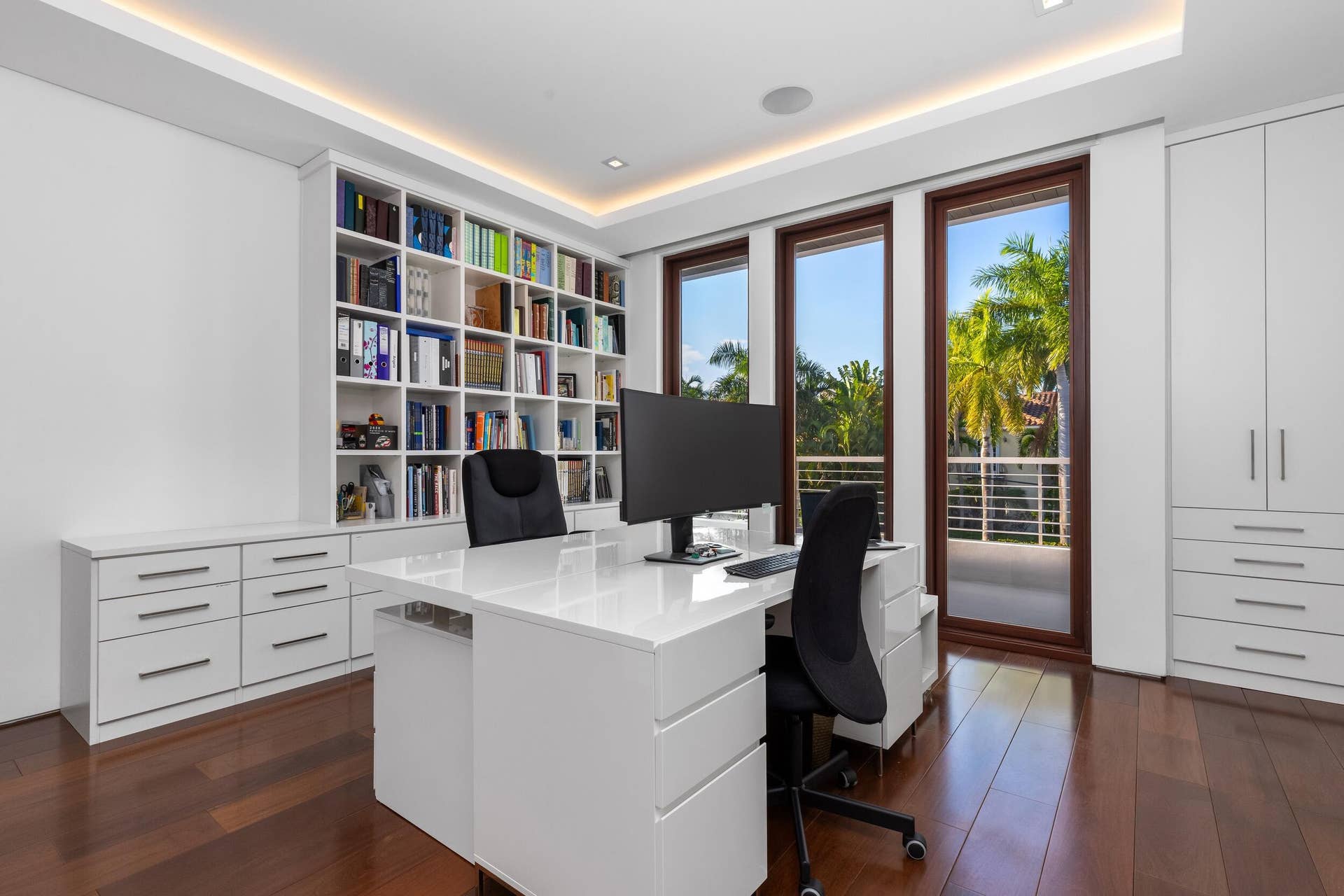 10 Pelican Drive, Fort Lauderdale, FL 33301 Office
