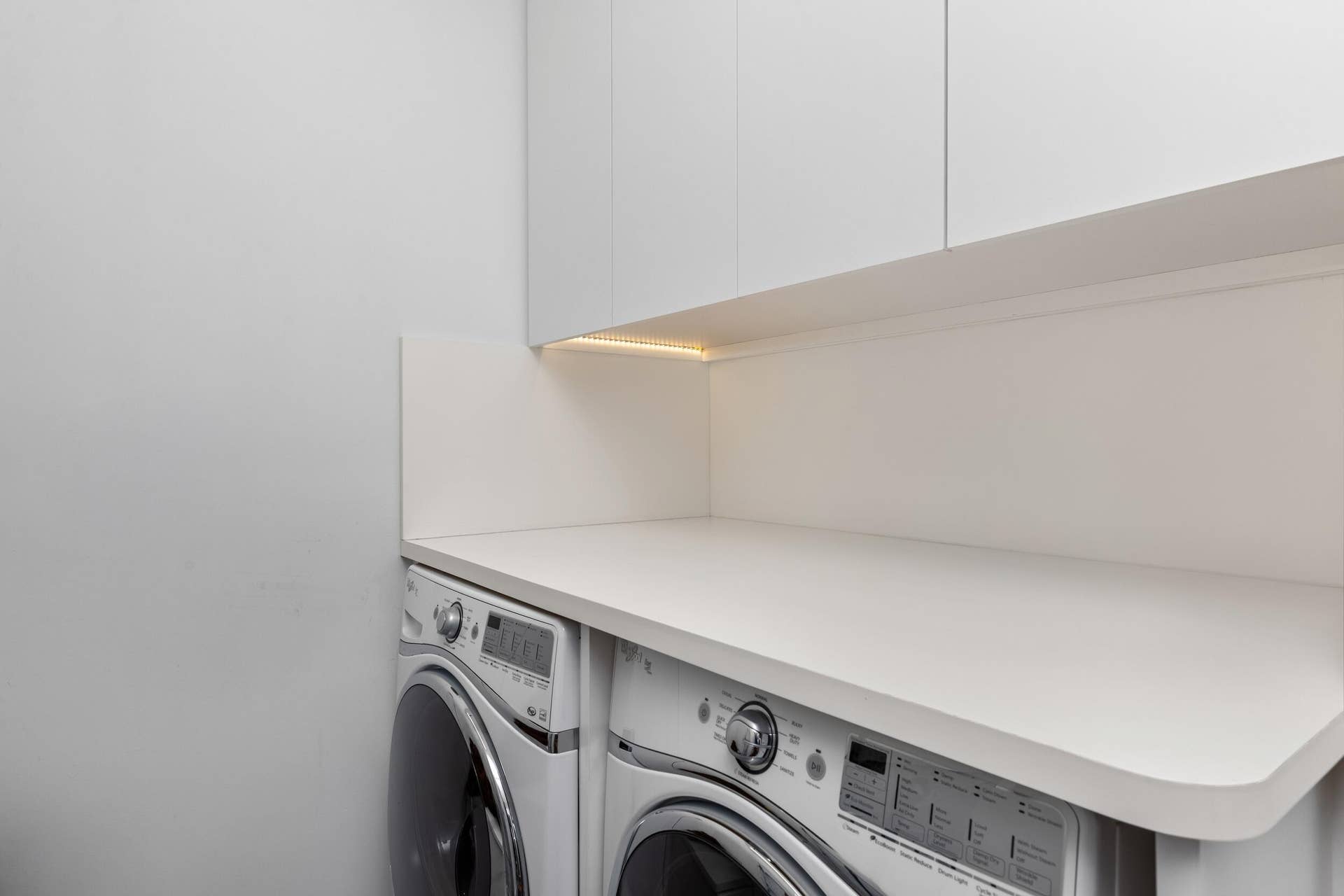 10 Pelican Drive, Fort Lauderdale, FL 33301 Laundry